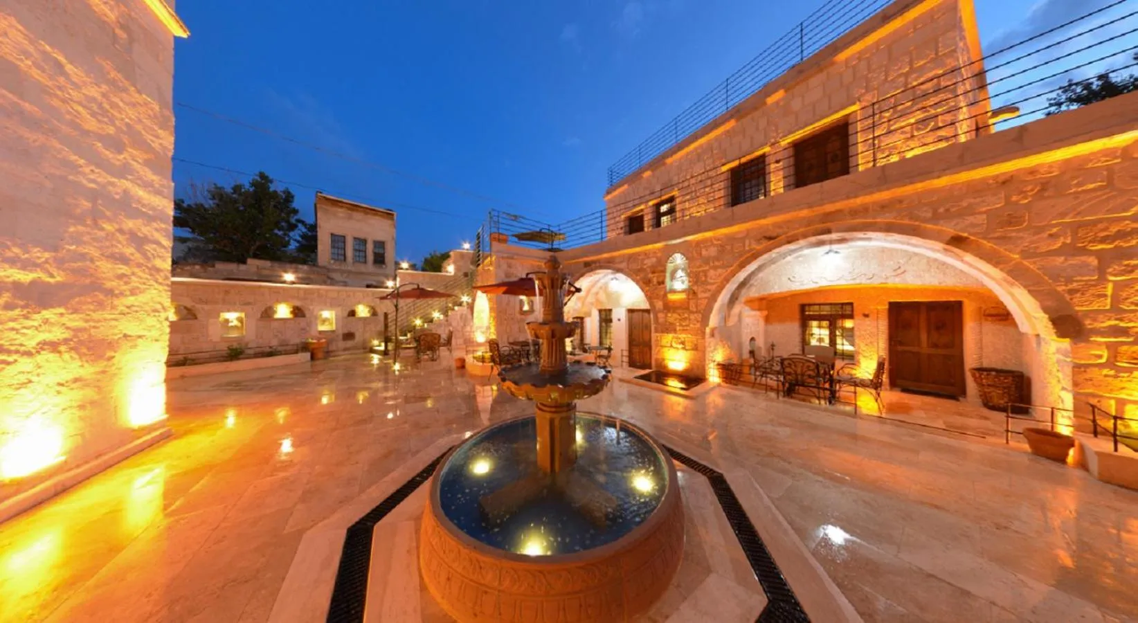 Inner courtyard view in Pegas Cave Suites