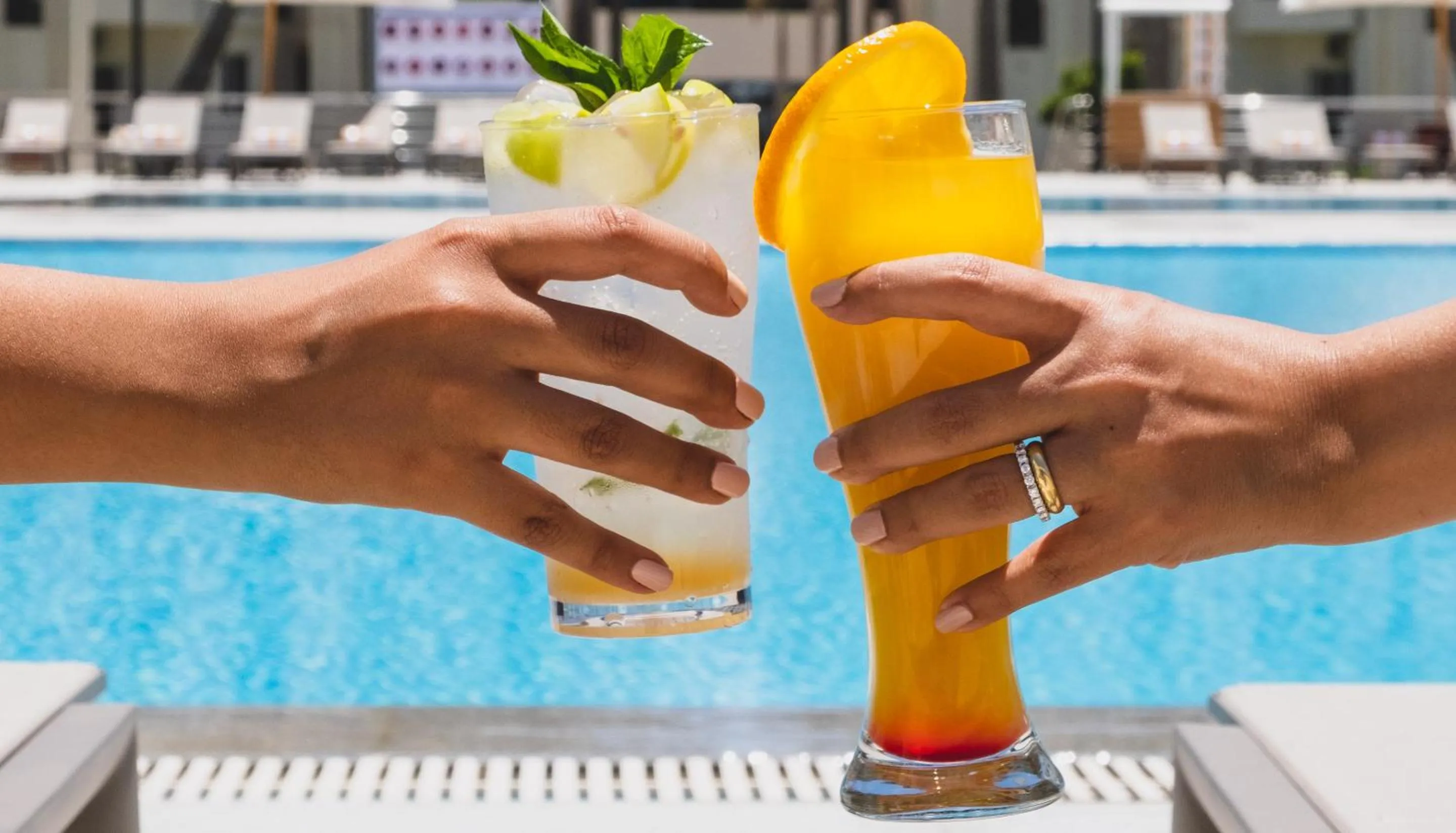 Swimming pool in Palma Hotel
