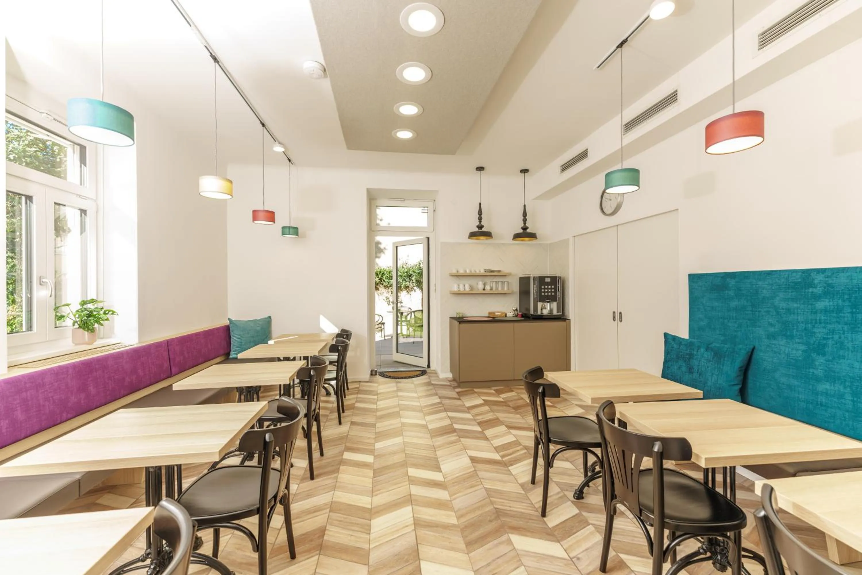 Breakfast in Villa Elisa