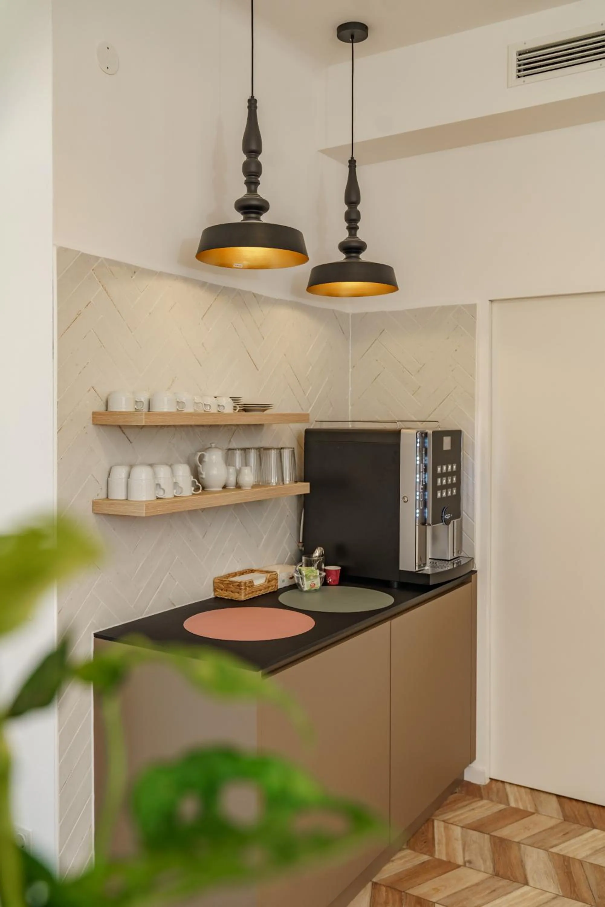 Coffee/tea facilities in Villa Elisa