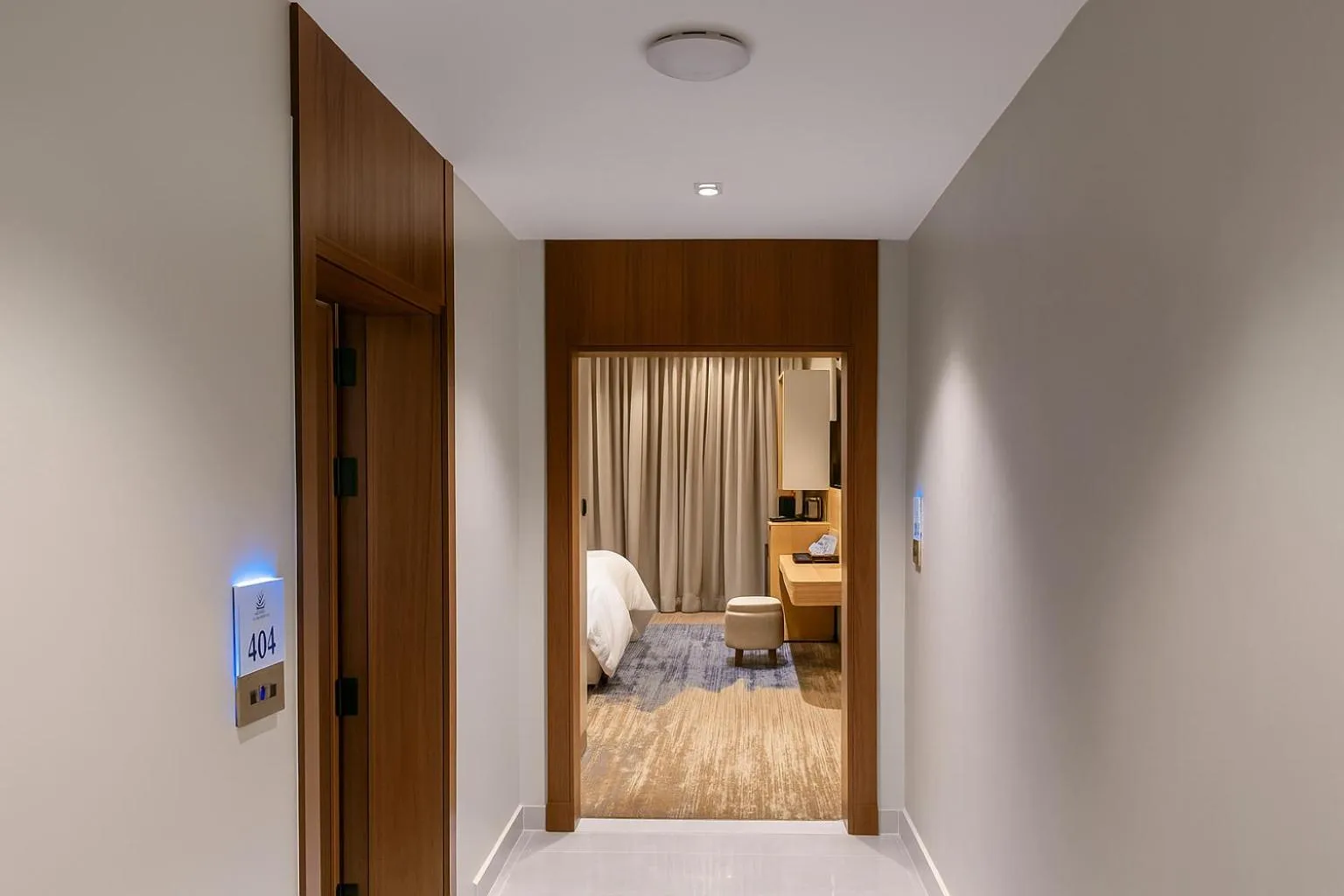 Photo of the whole room, Bed in Elite Served Apartments Al Cornich