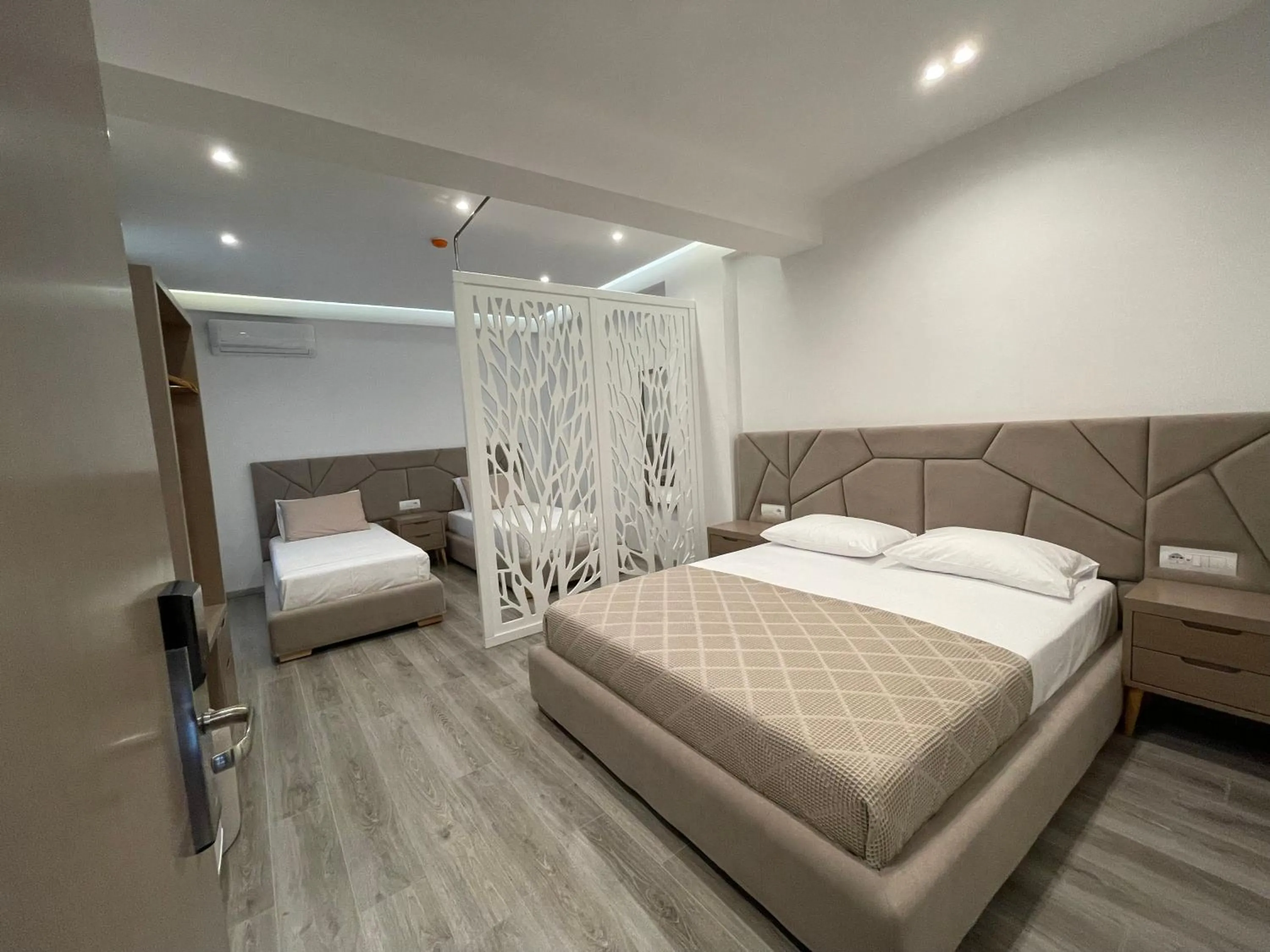 Bedroom, Bed in Hotel Mare 2