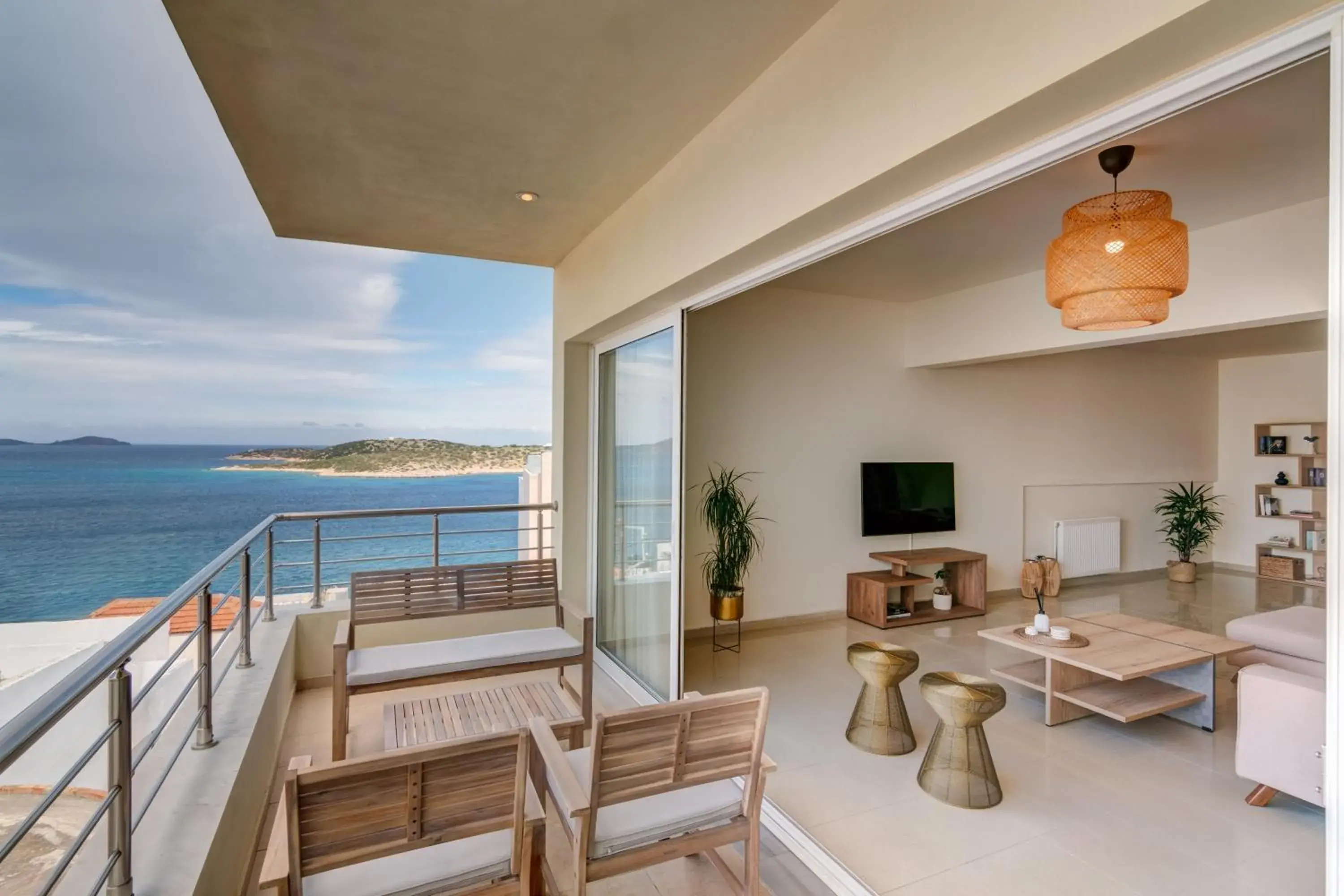 Oikies Luxury Apartments with private free parking area Oikies Luxury Apartments with private free parking area