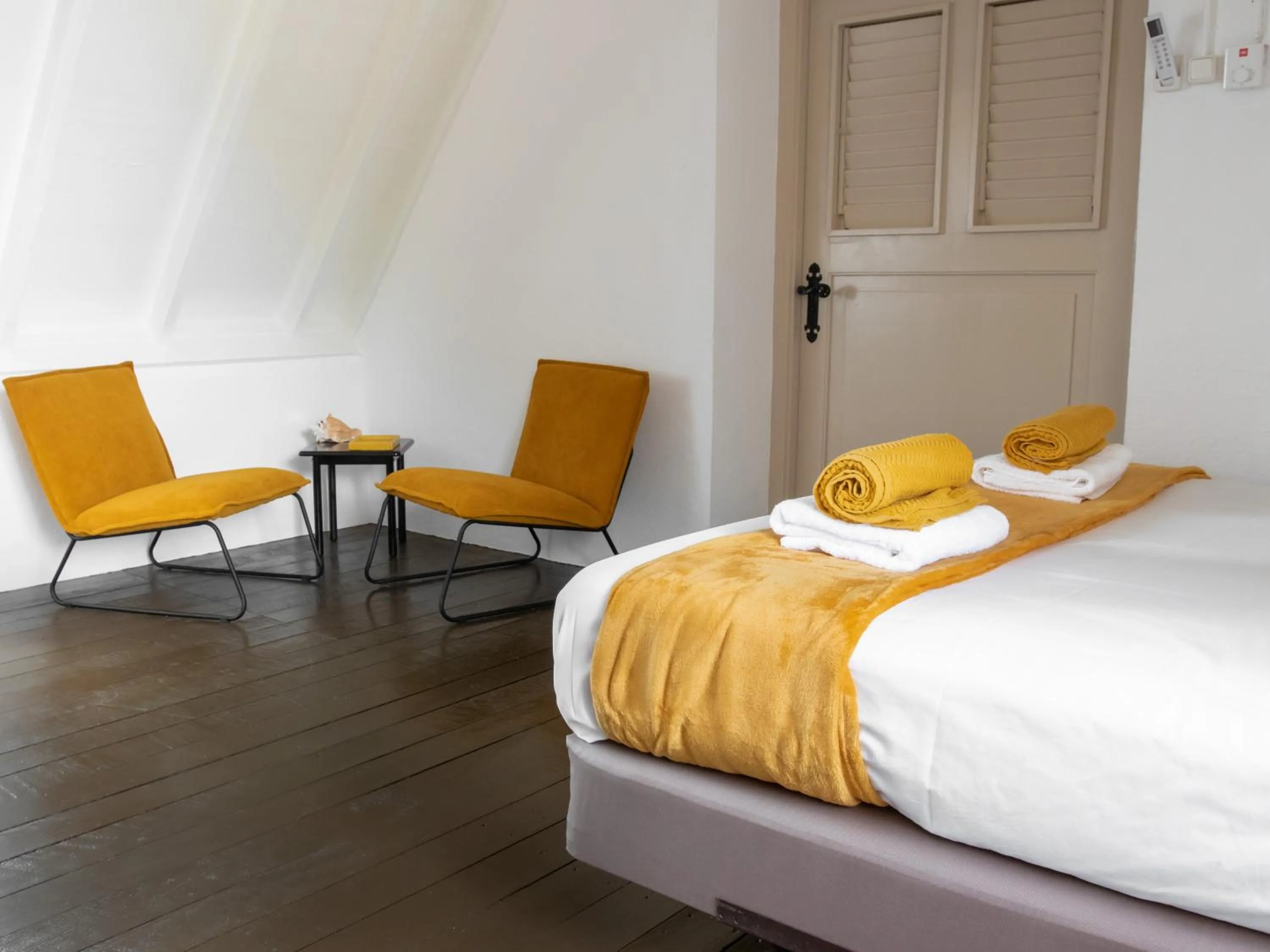 Bed in Landhuis Daniel - Plantation House