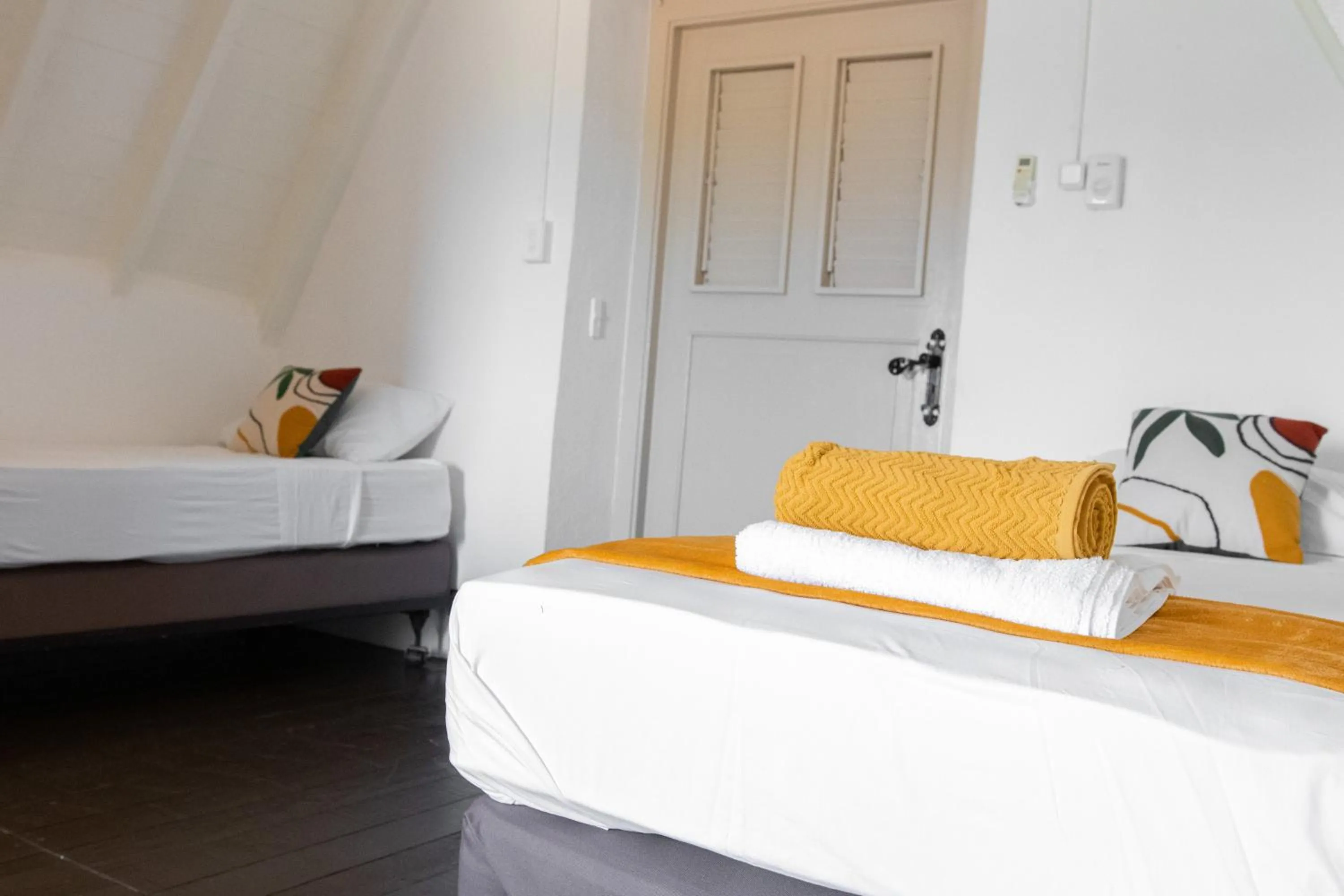 Bed in Landhuis Daniel - Plantation House