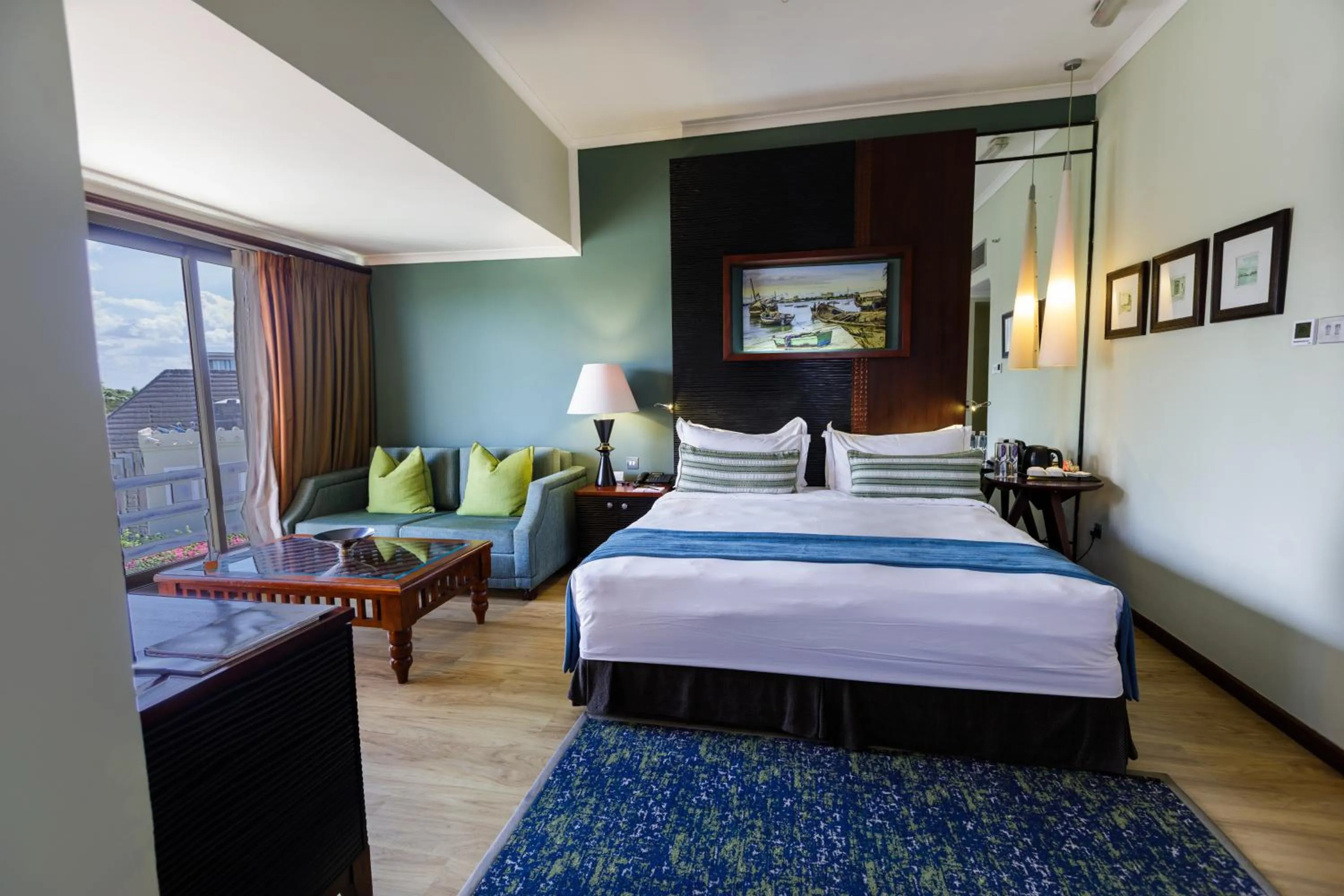 Bedroom, Bed in Sea Cliff Hotel