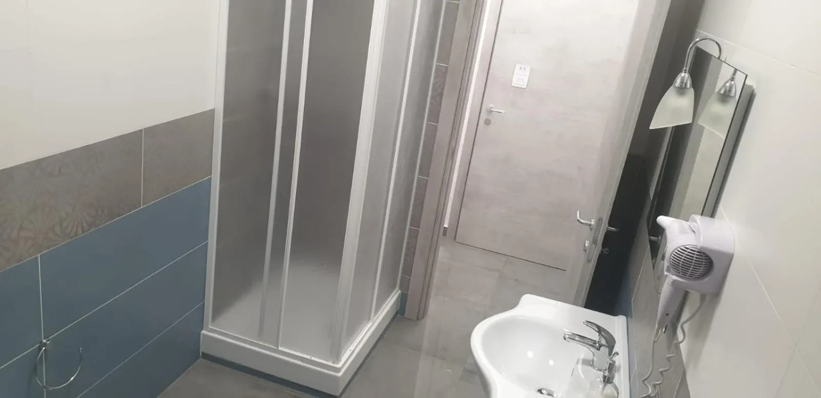 Bathroom in B&B DEL CORSO