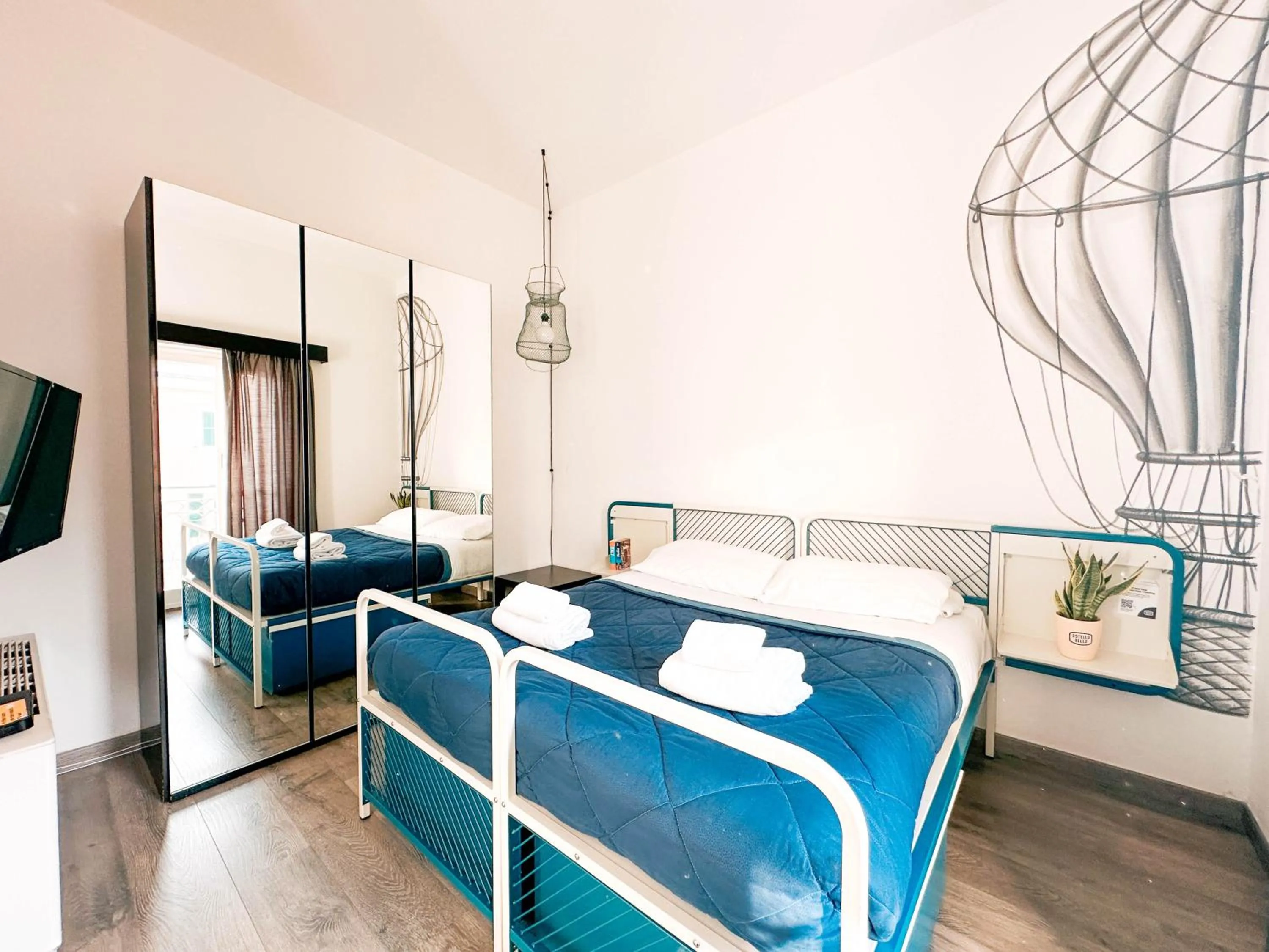 Bed in Ostello Bello Genova