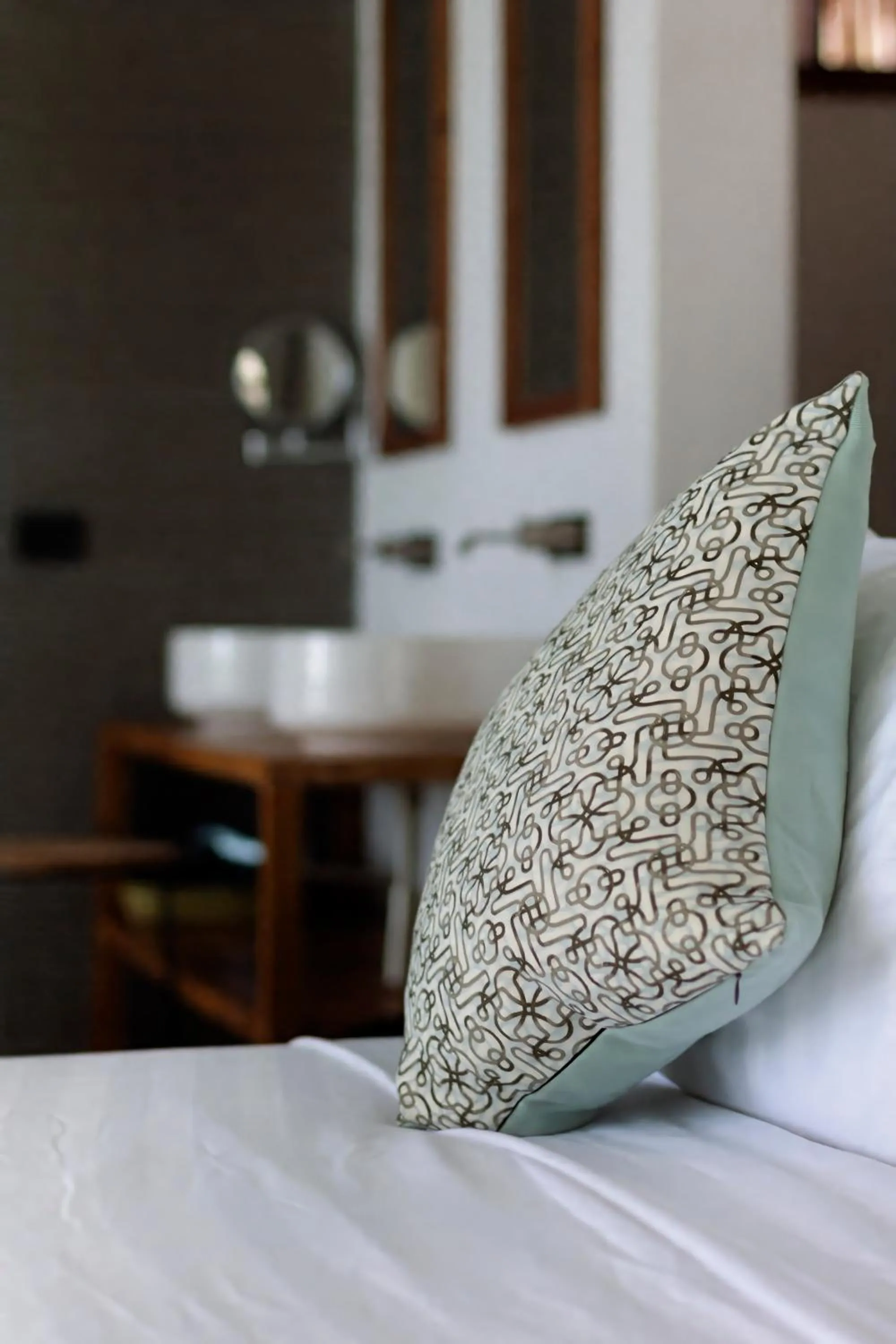 Bed in Karafuu Beach Resort & Spa