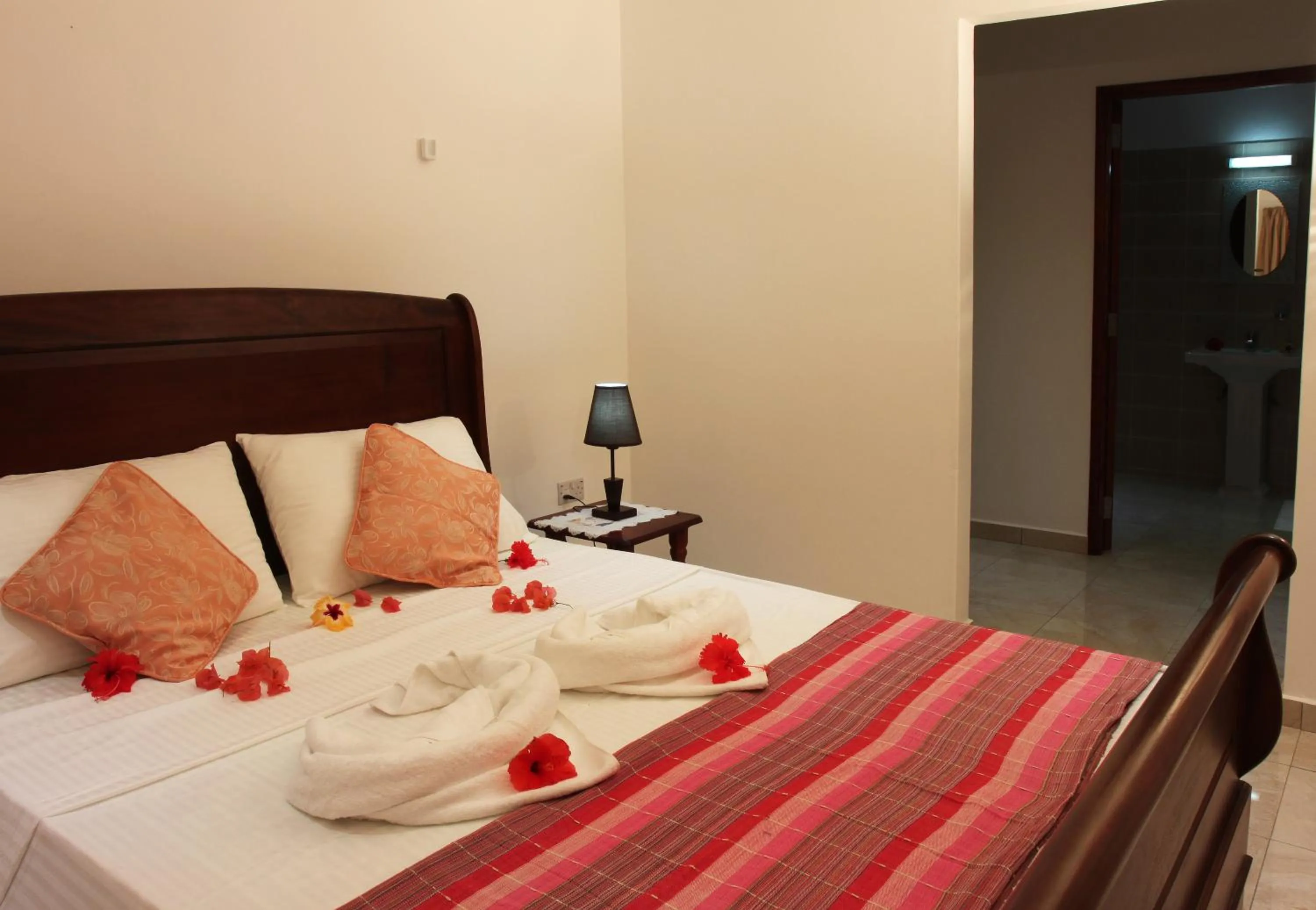 Bed in Coco Blanche