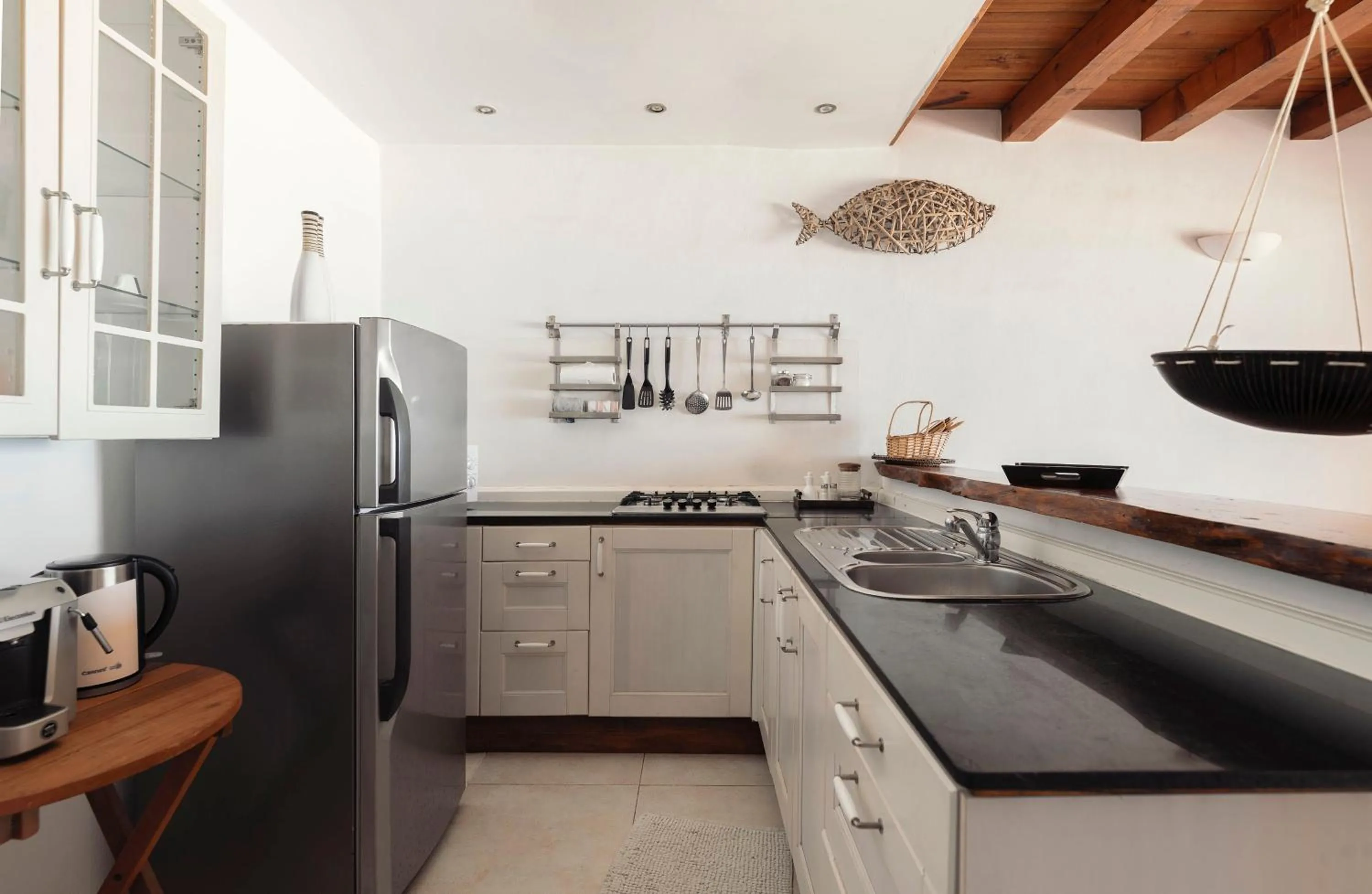 Kitchen or kitchenette in Clef des Iles