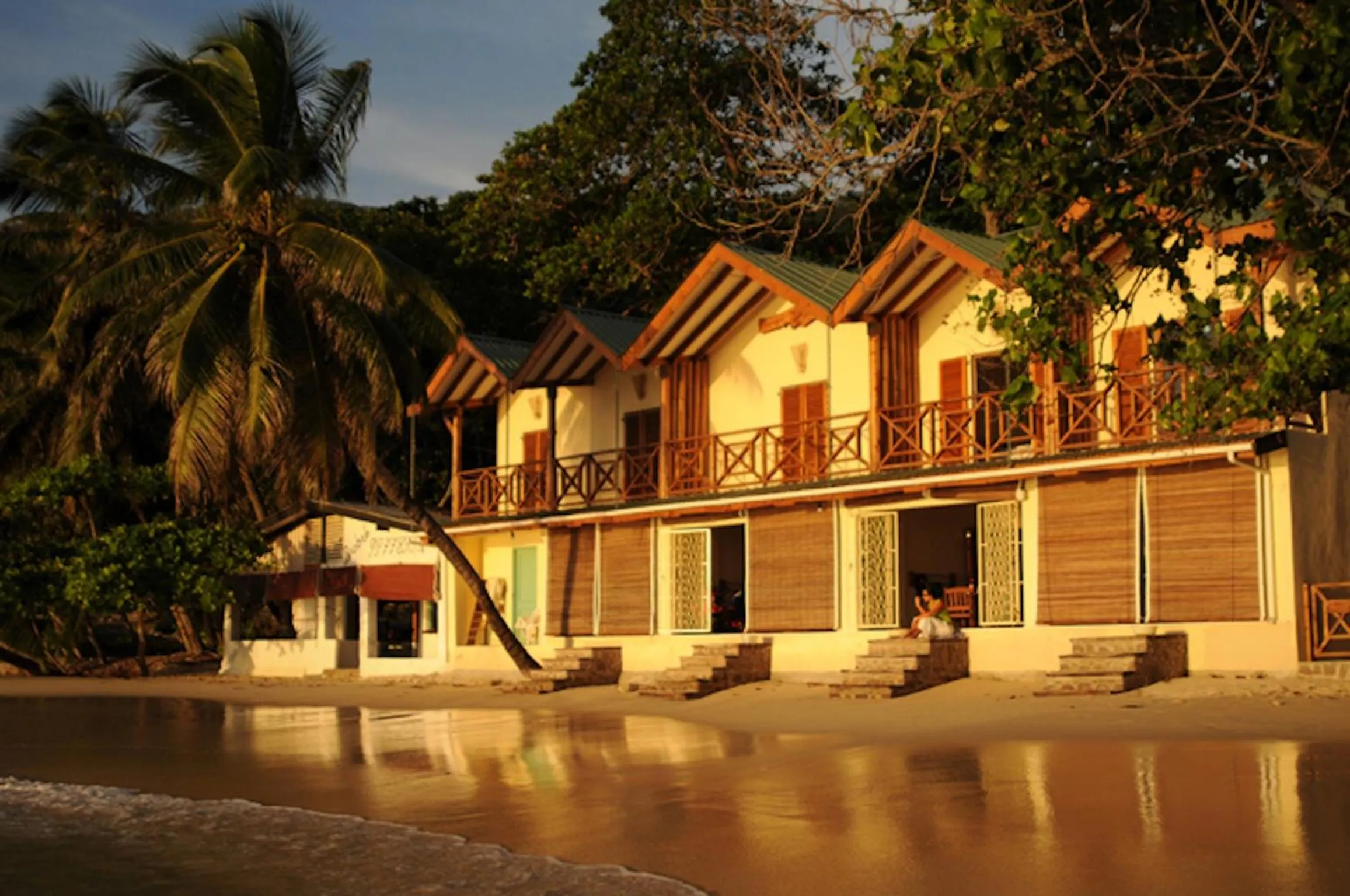 Property building in Clef des Iles