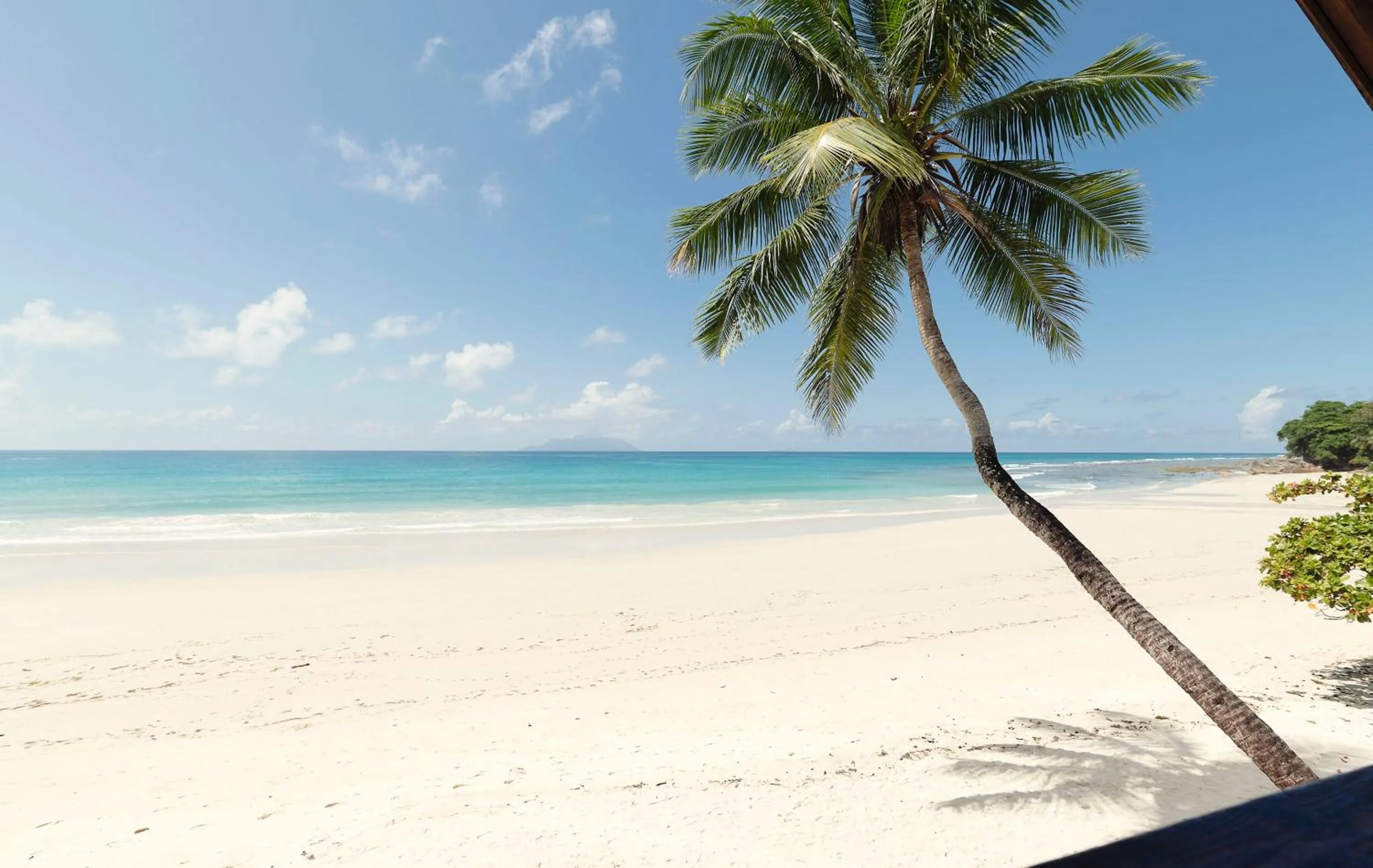 Beach in Clef des Iles