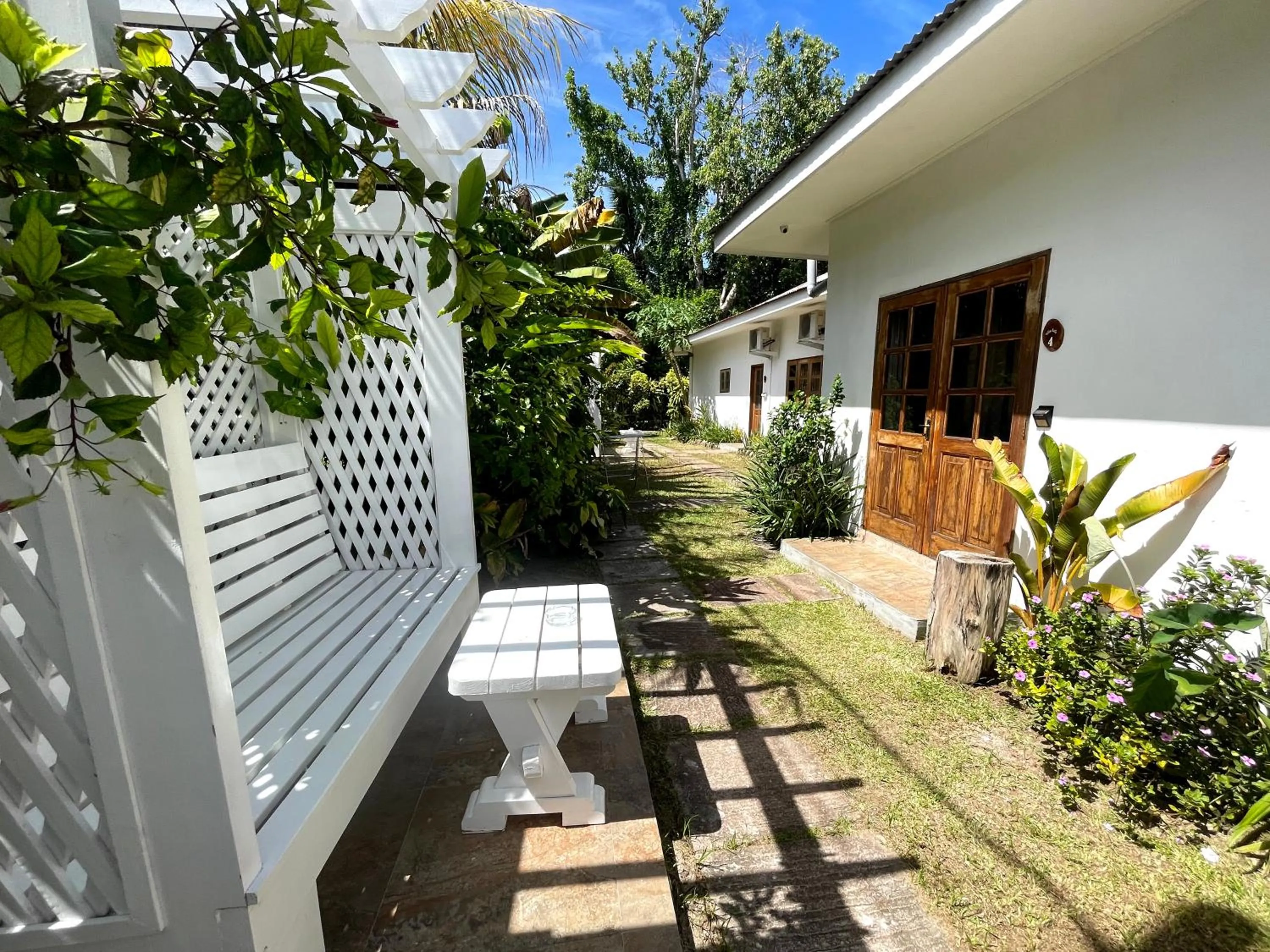 Property building in Villa Rafia