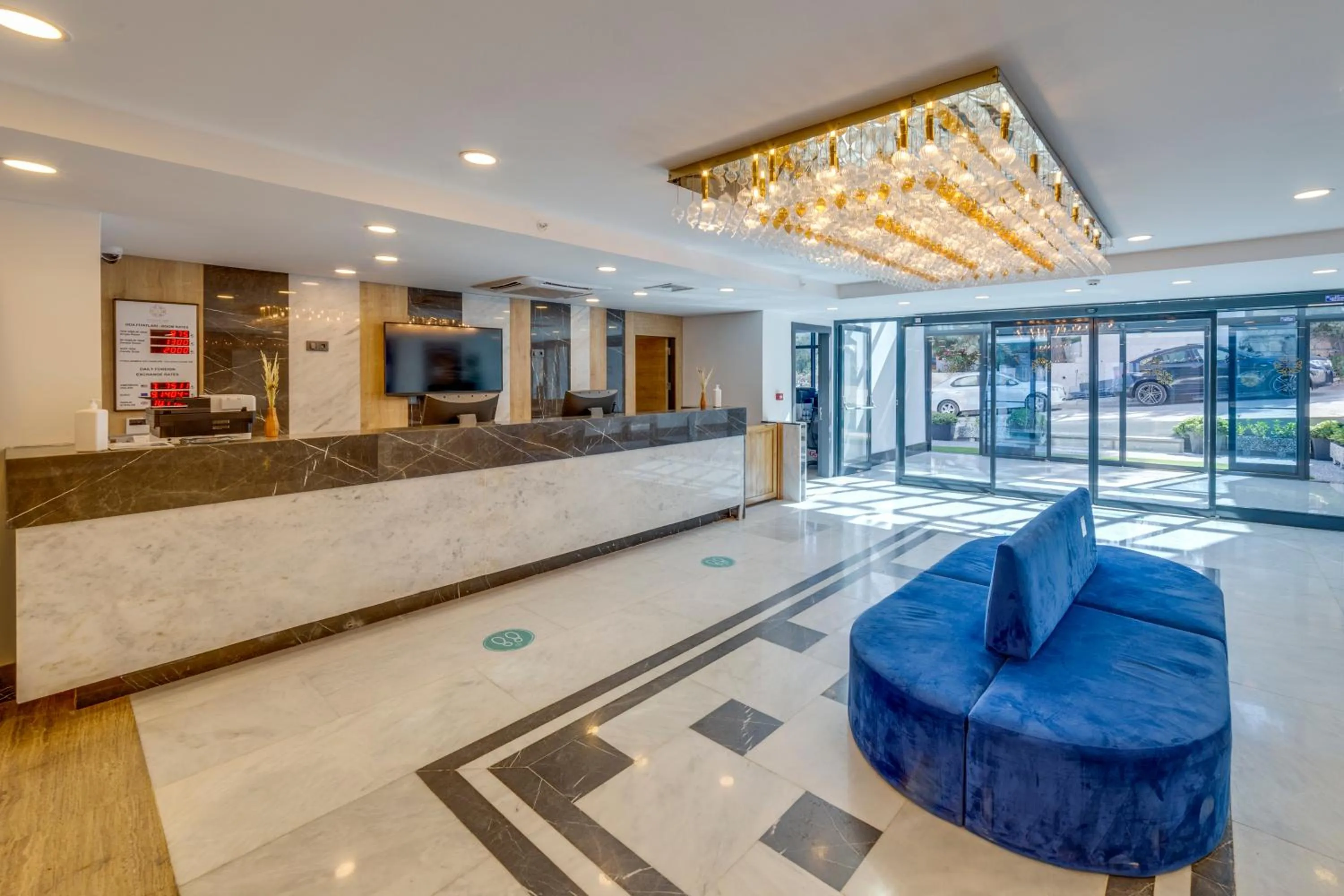 Lobby or reception in Signature Blue Resort Kuşadası