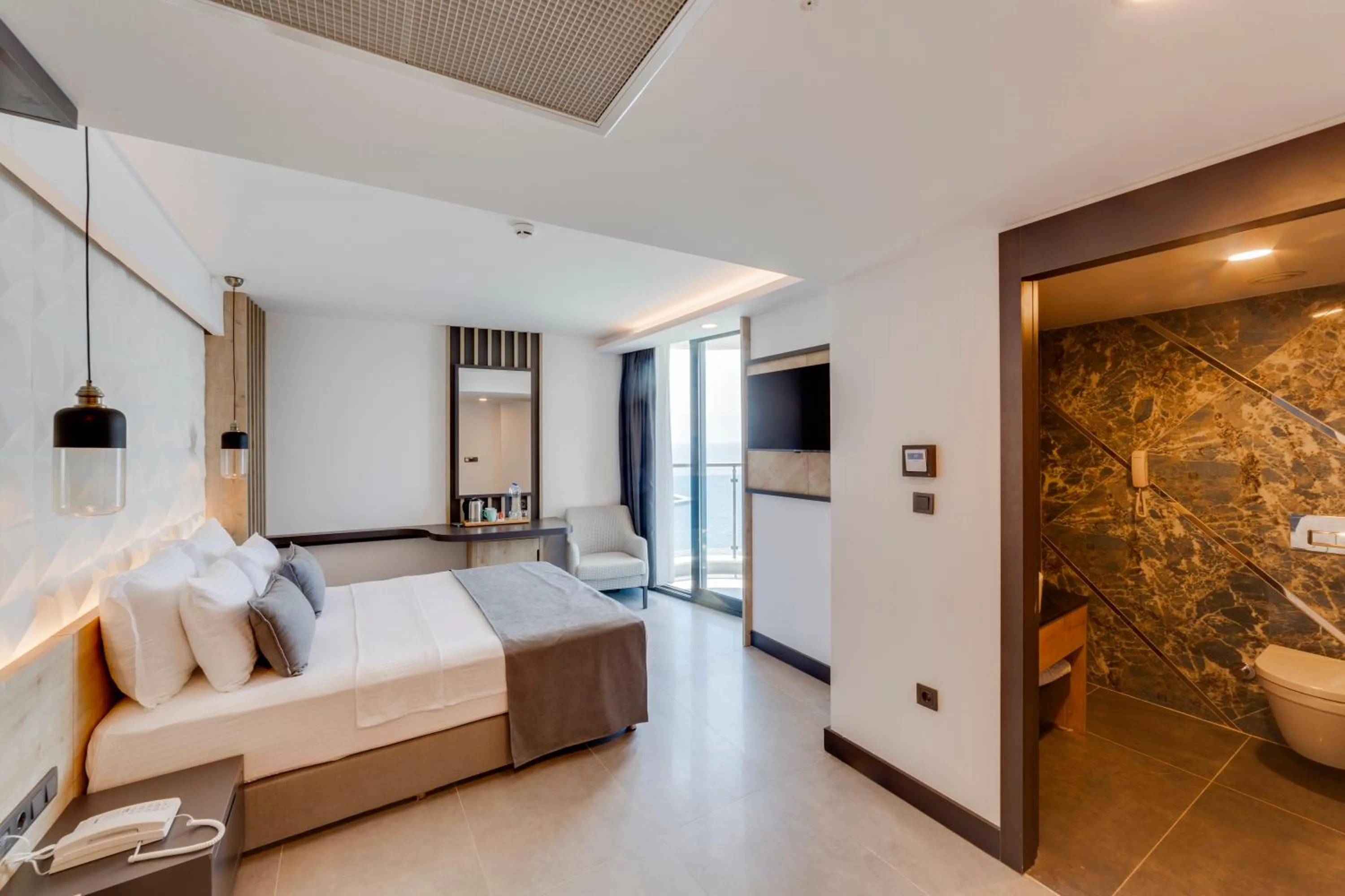 Photo of the whole room, Bed in Signature Blue Resort Kuşadası