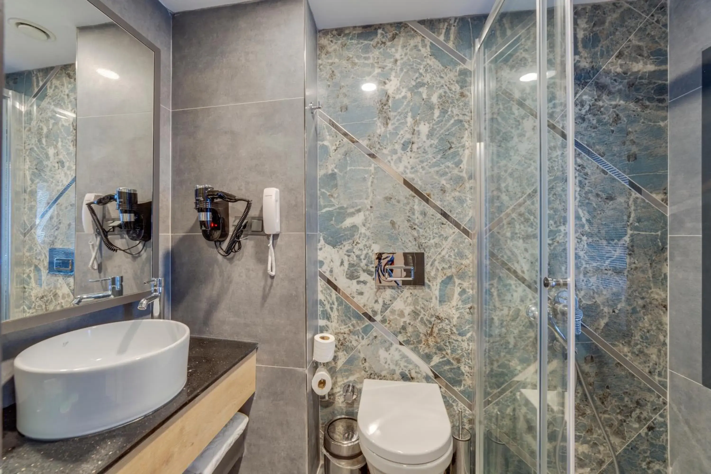 Deluxe Double Room in Signature Blue Resort Kuşadası Deluxe Double Room in Signature Blue Resort Kuşadası