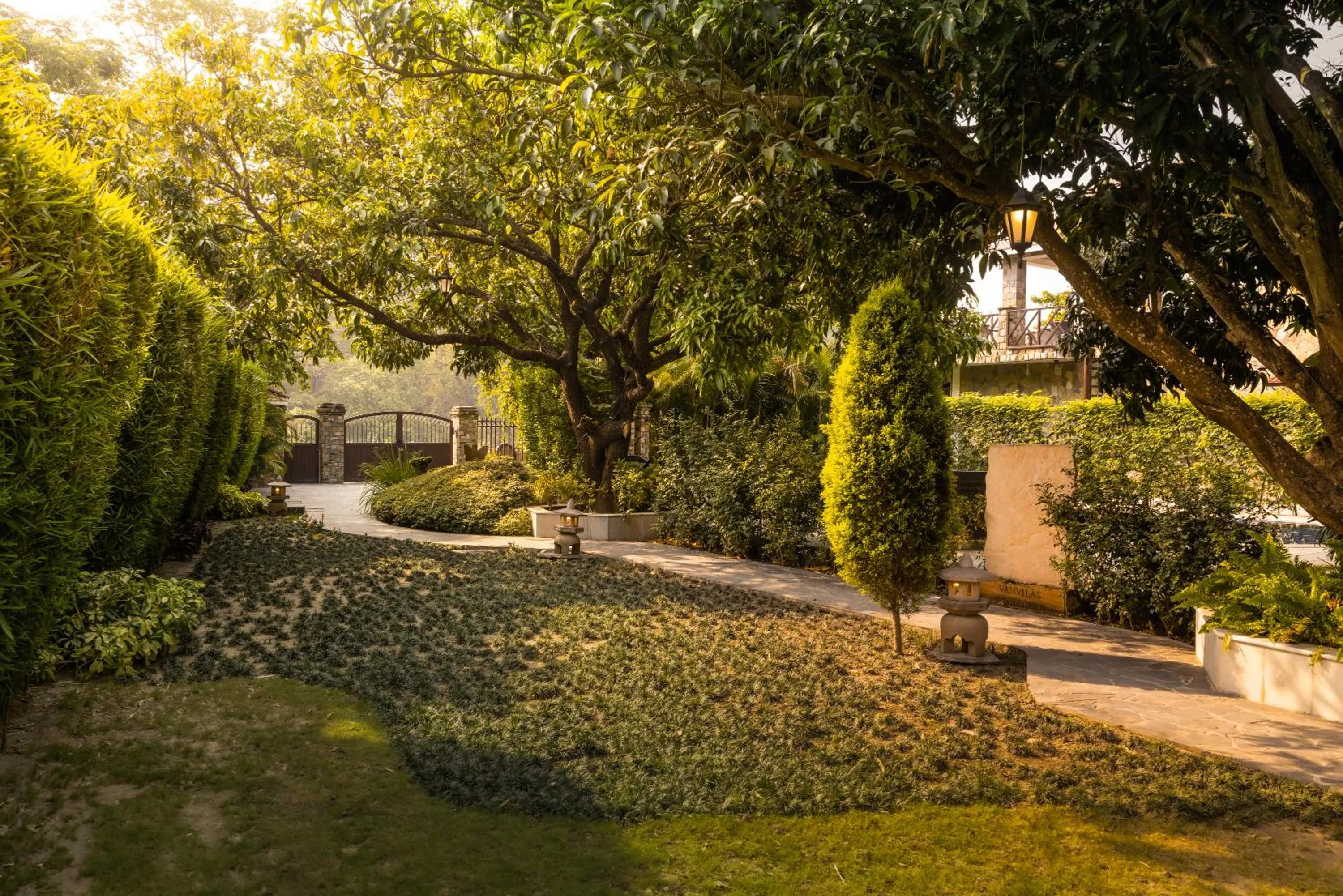 Facade/entrance in Tree of Life Vanvilas Riveredge Corbett