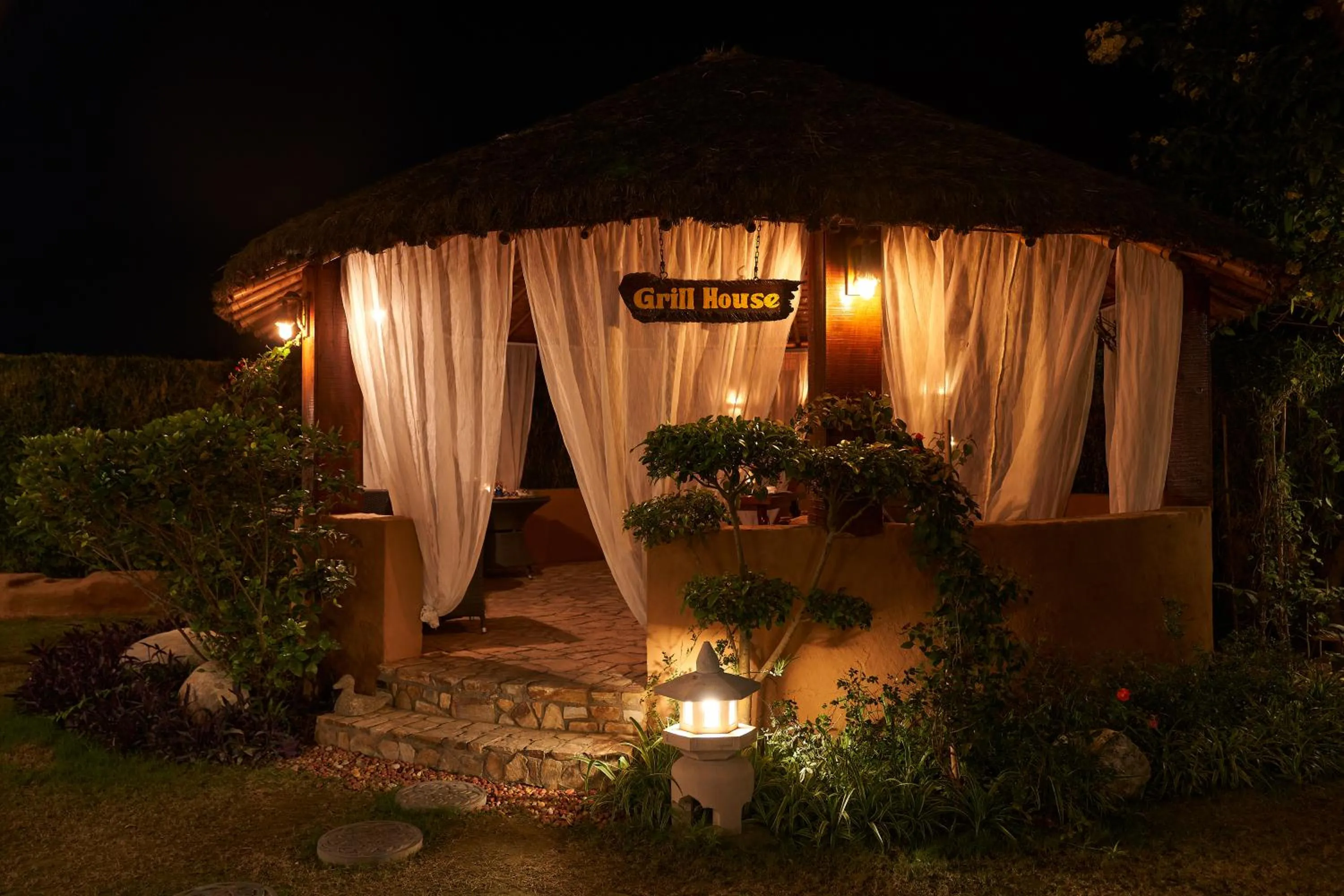 BBQ facilities in Tree of Life Vanvilas Riveredge Corbett