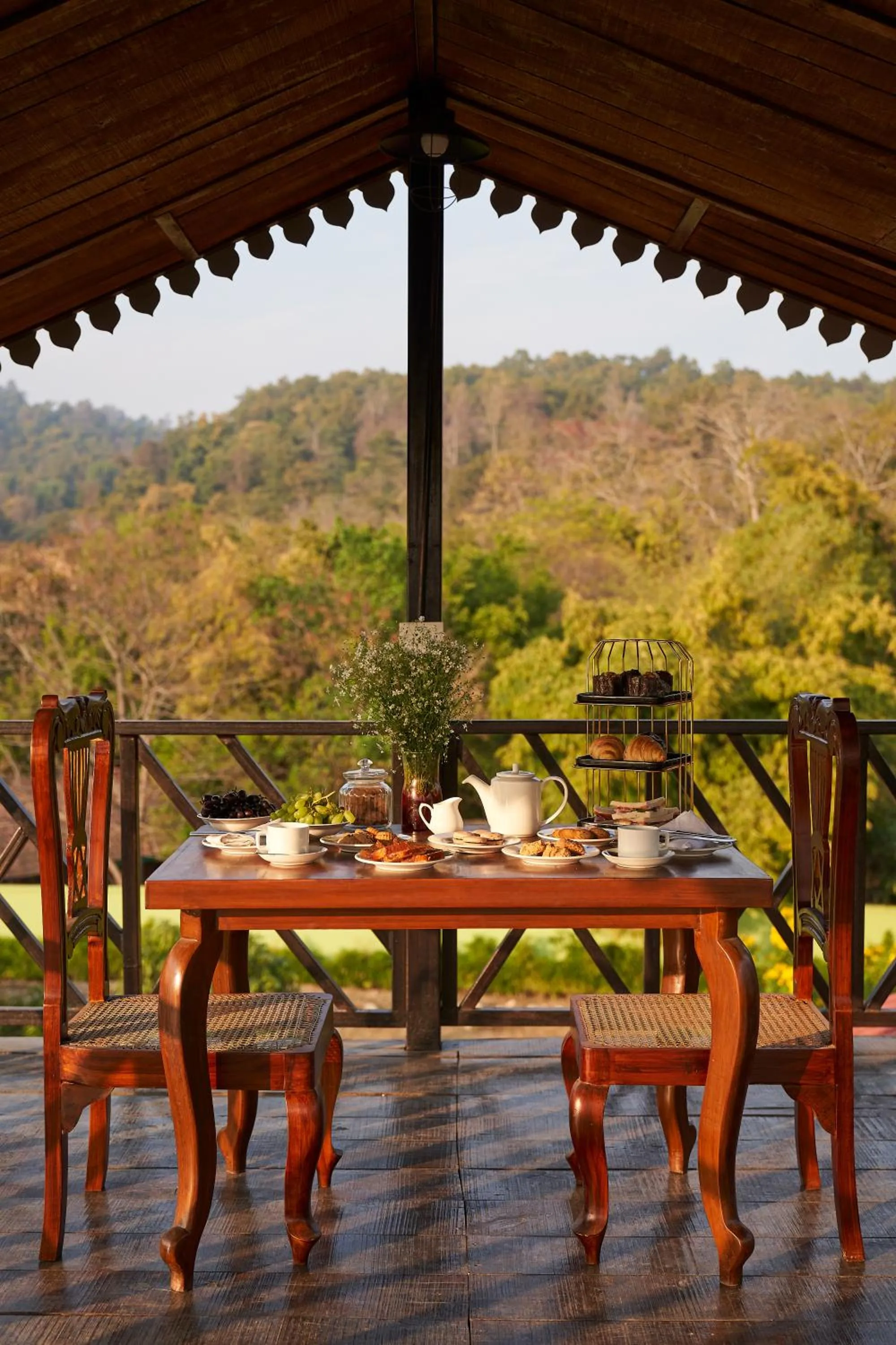 Dining area in Tree of Life Vanvilas Riveredge Corbett
