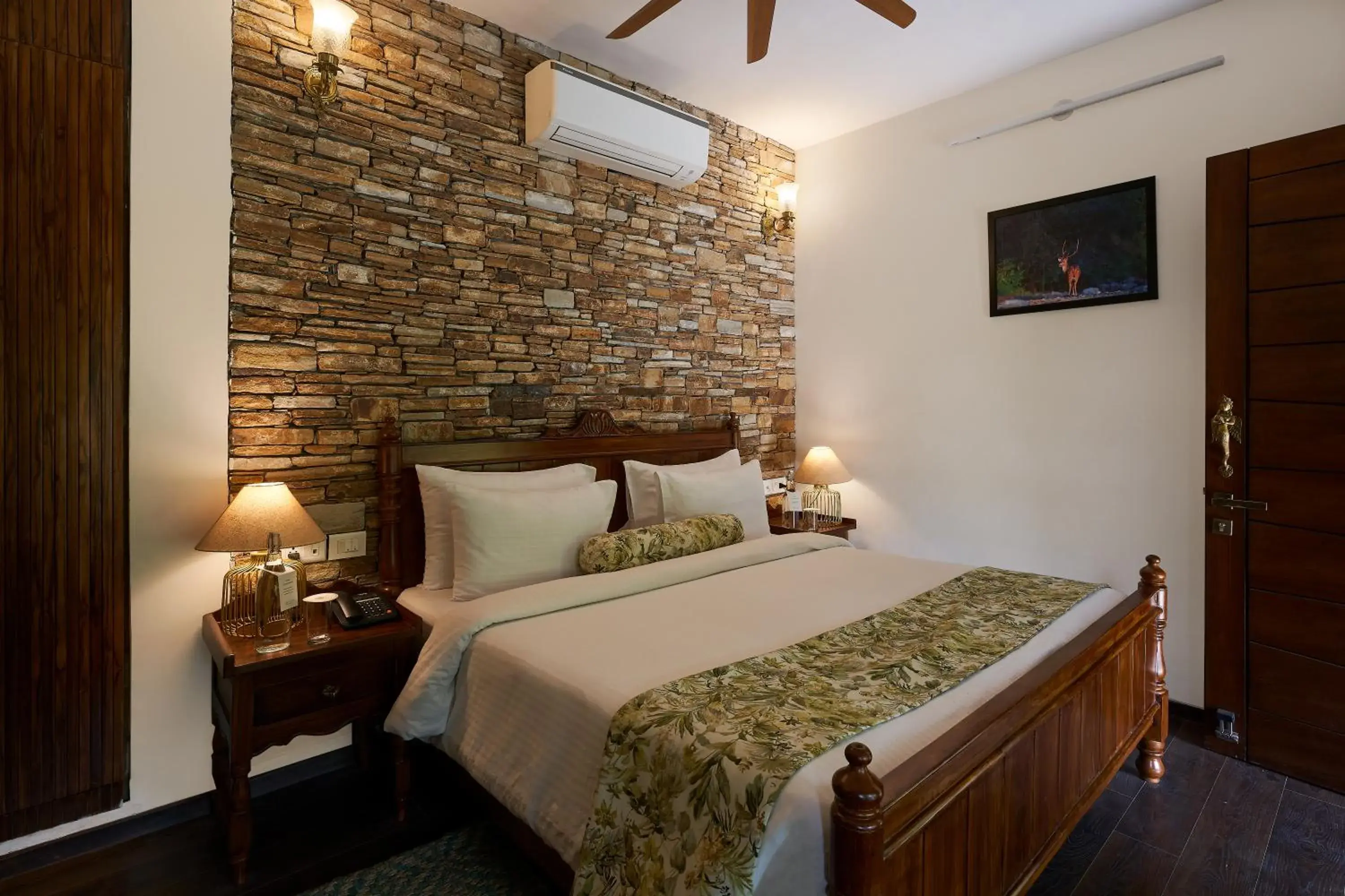 Bedroom, Bed in Tree of Life Vanvilas Riveredge Corbett Bedroom, Bed in Tree of Life Vanvilas Riveredge Corbett