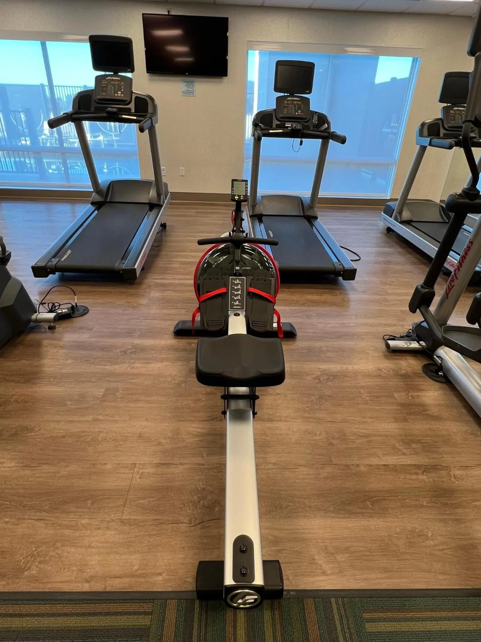 Fitness centre/facilities in Holiday Inn Express & Suites - Ukiah by IHG