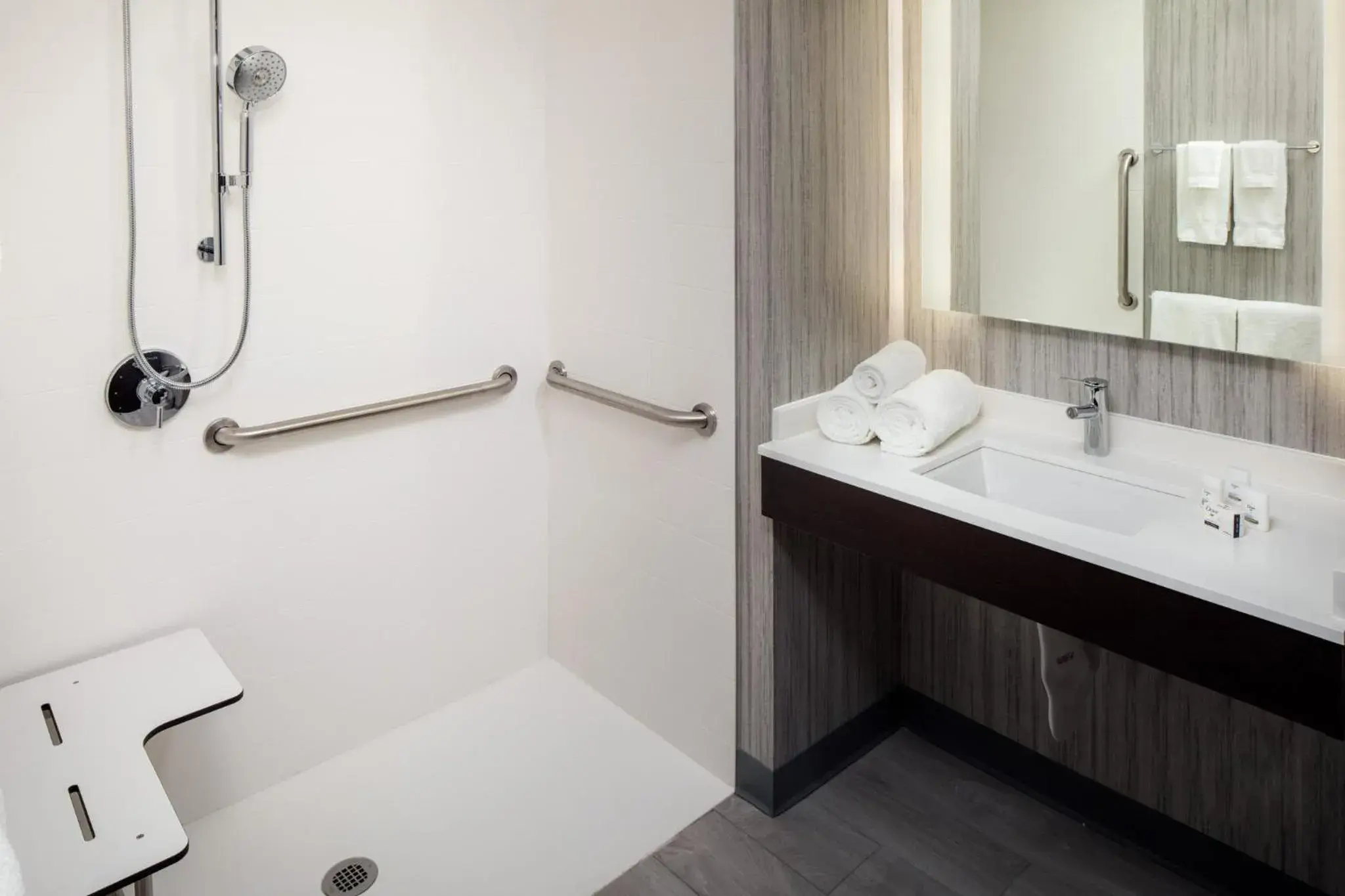 Photo of the whole room in Holiday Inn Express Washington DC Downtown by IHG Photo of the whole room in Holiday Inn Express Washington DC Downtown by IHG