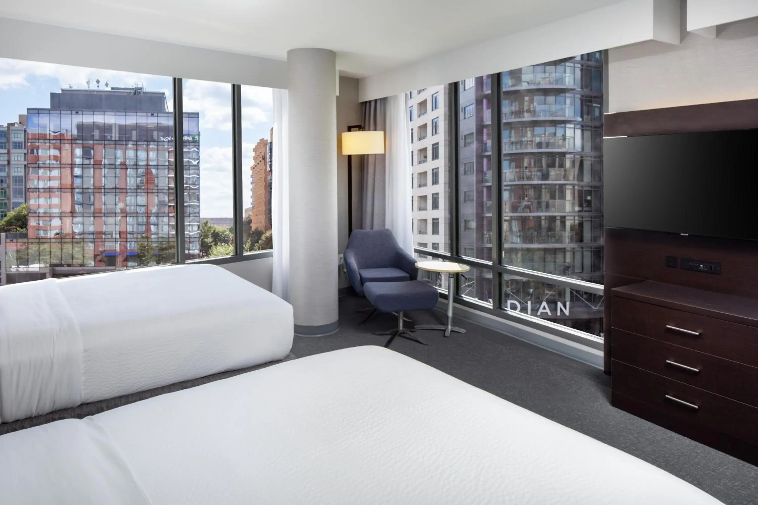 Bedroom, Bed in Holiday Inn Express Washington DC Downtown by IHG Bedroom, Bed in Holiday Inn Express Washington DC Downtown by IHG
