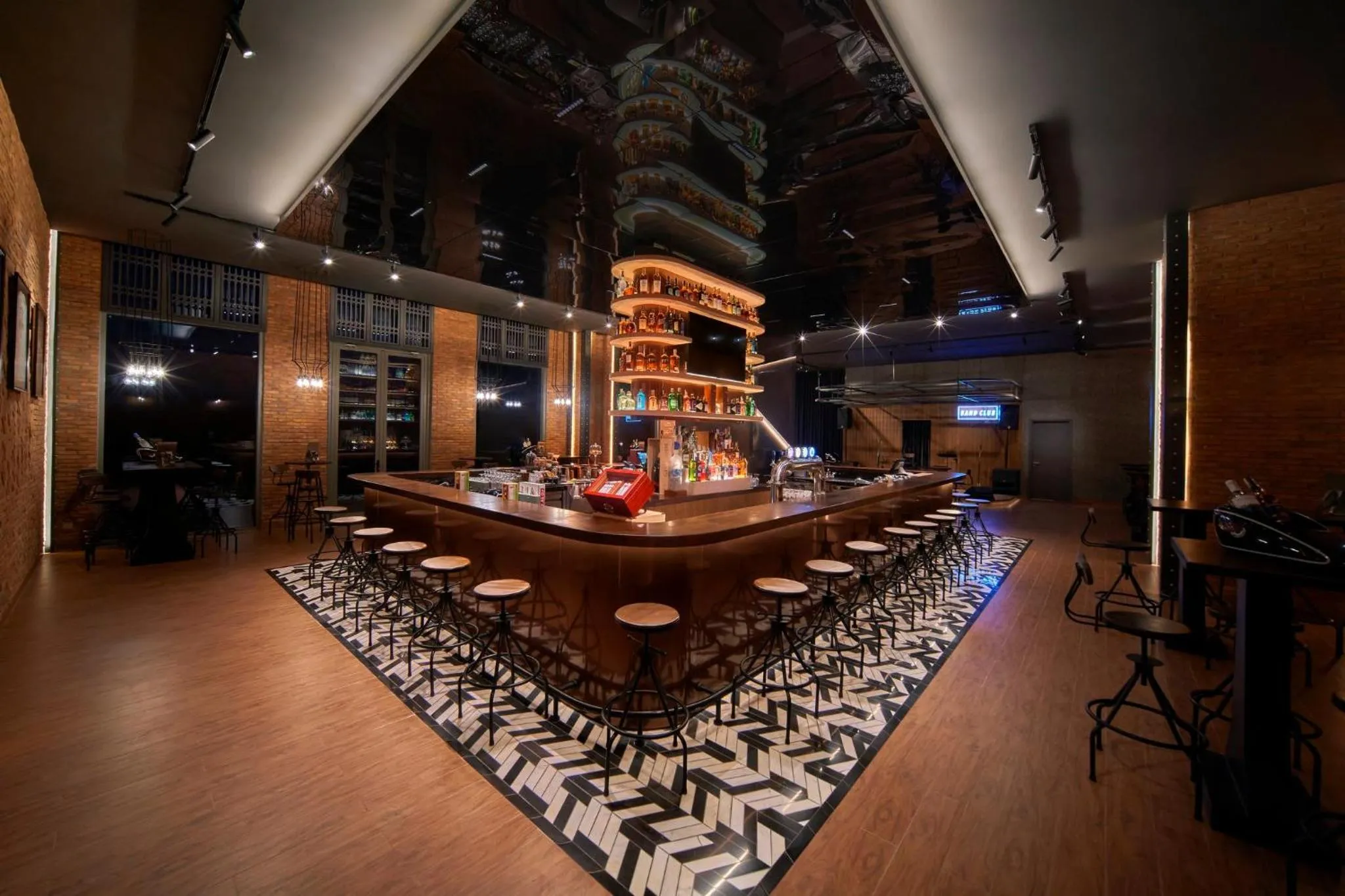 Lounge or bar in Holiday Inn Resort Ho Tram Beach by IHG