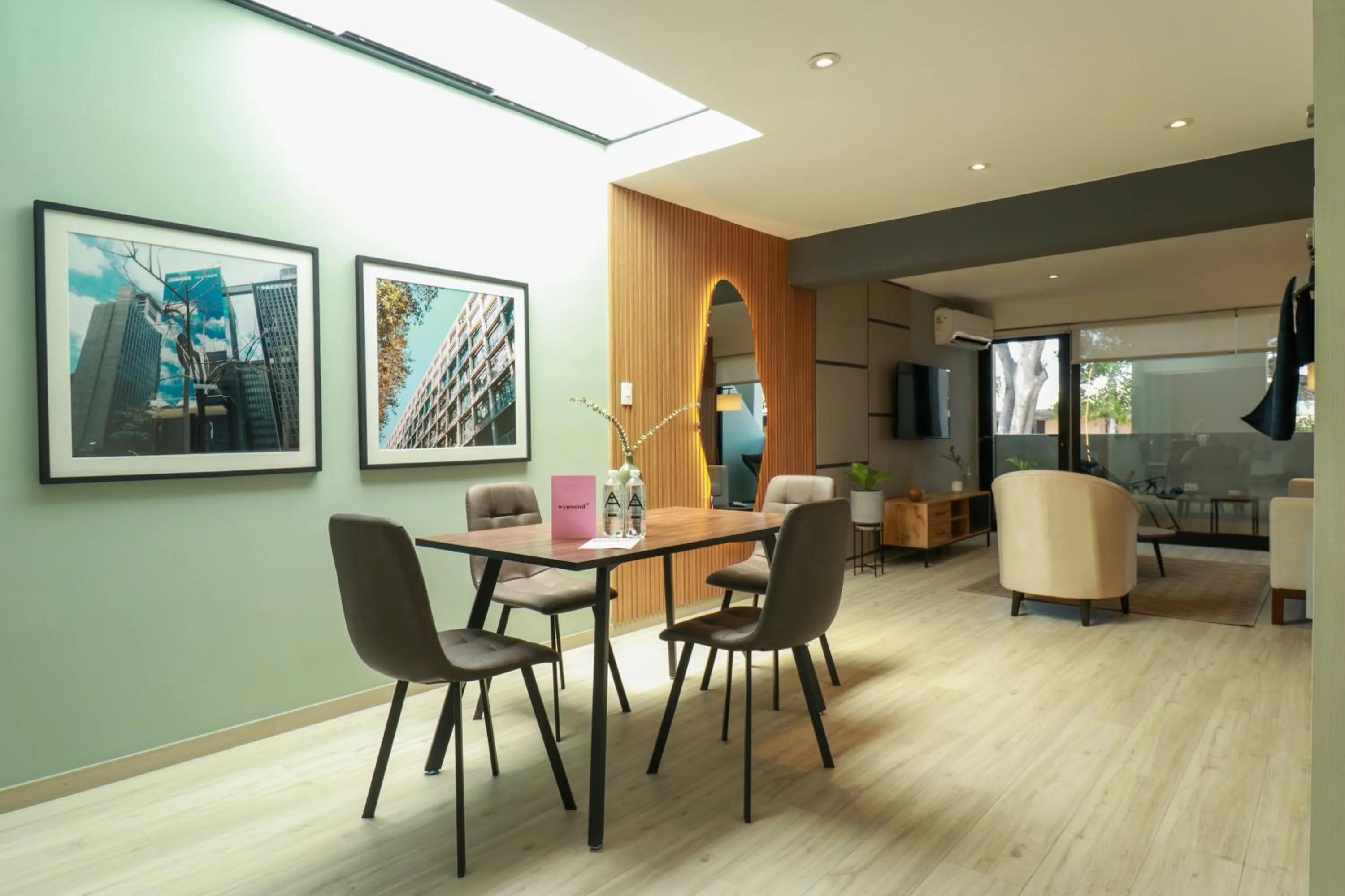 Dining area in Primera Parada By Wynwood House