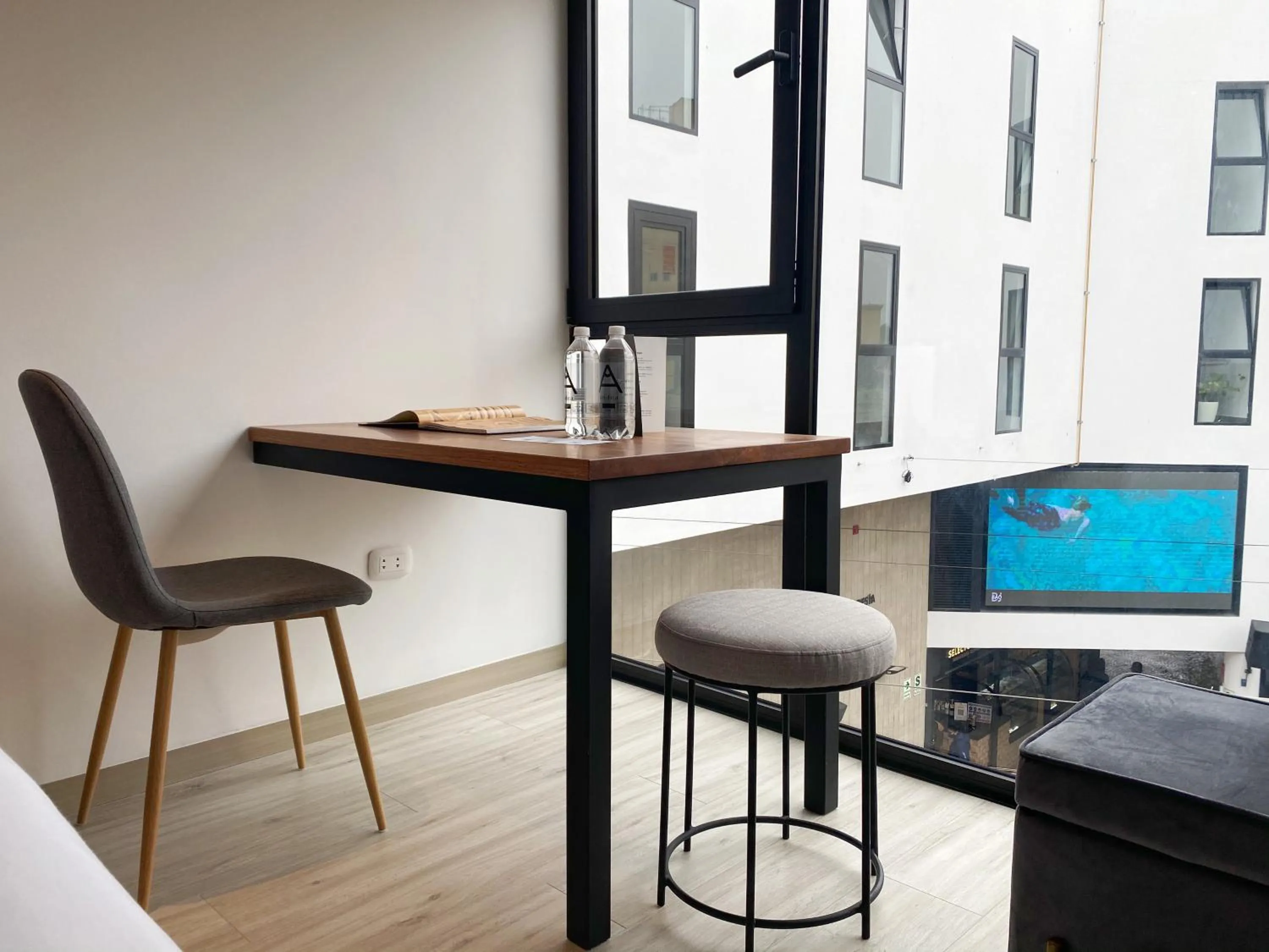 Dining area in Primera Parada By Wynwood House