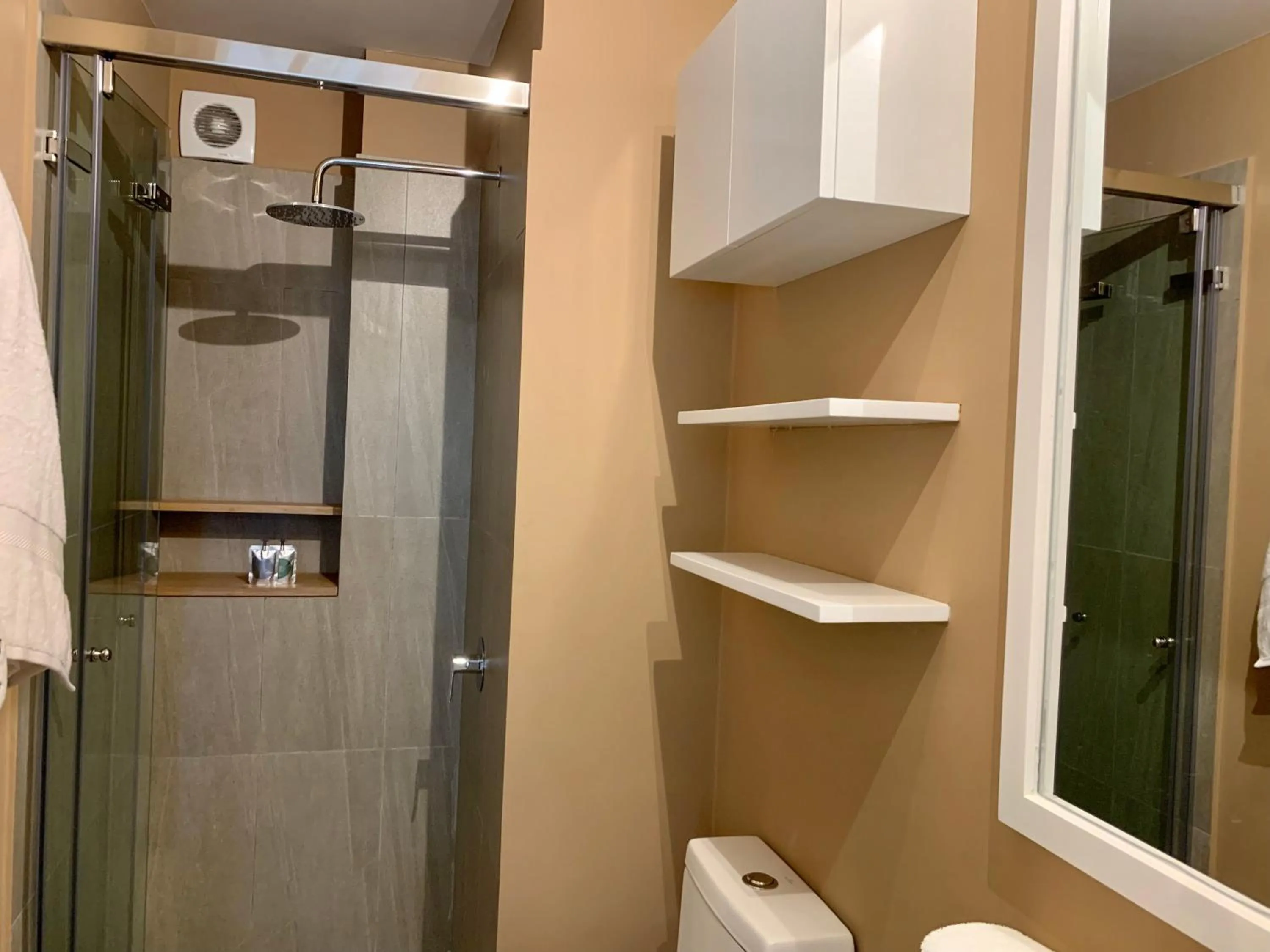 Bathroom in Primera Parada By Wynwood House