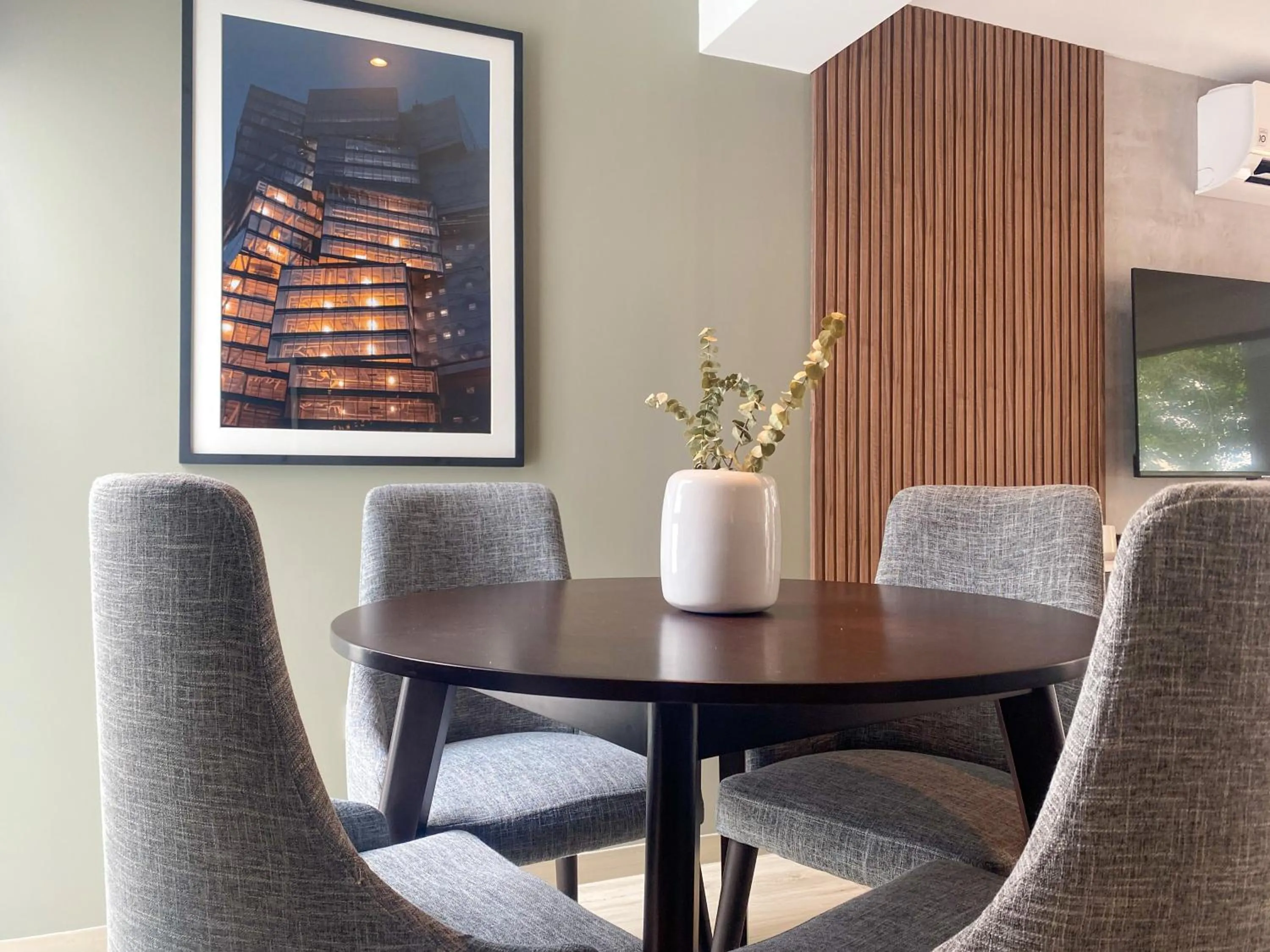 Dining area in Primera Parada By Wynwood House