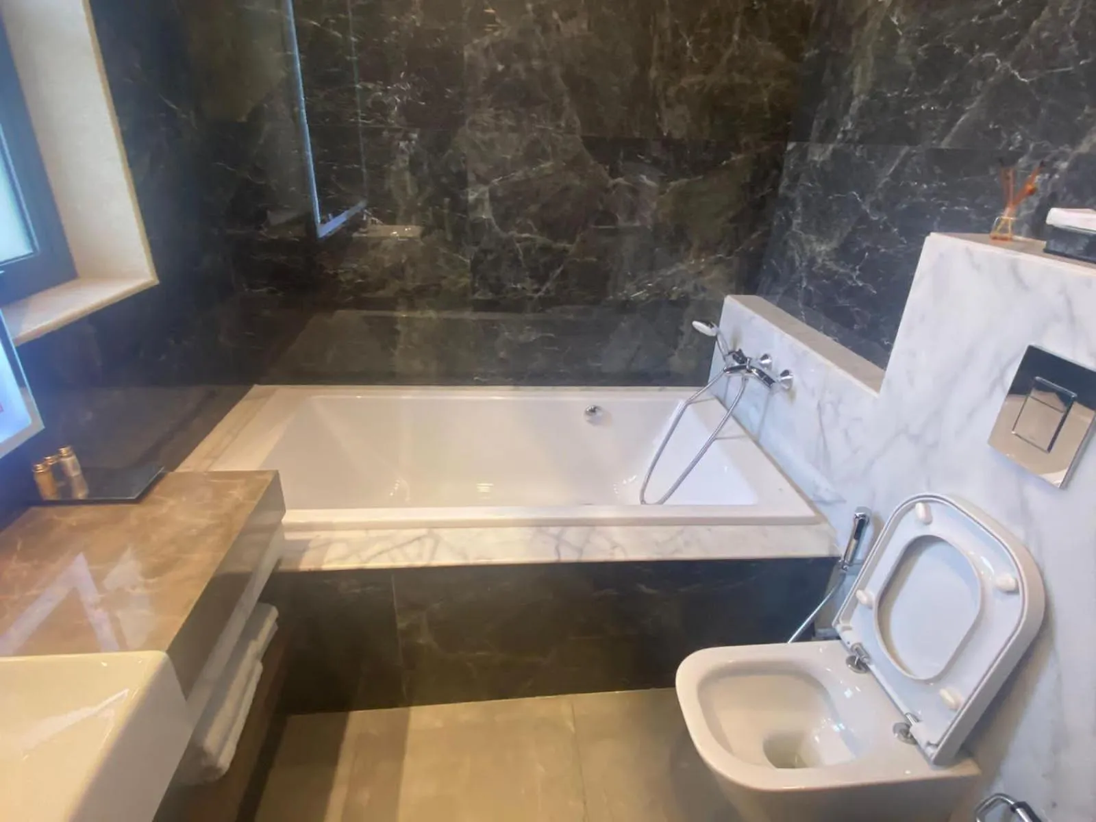Toilet, Bathroom in Comfort Inn Dhaliwals, Gurgaon