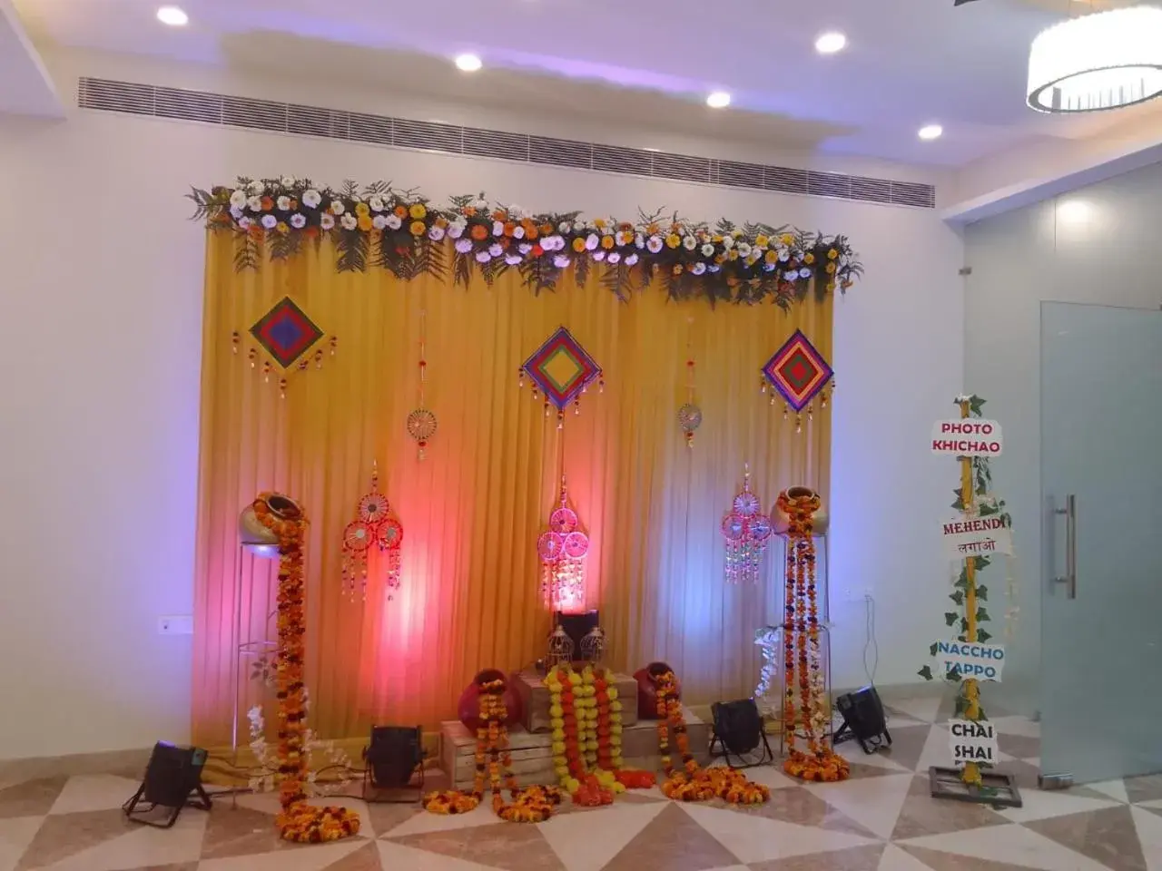 Banquet/Function facilities in Comfort Inn Dhaliwals, Gurgaon