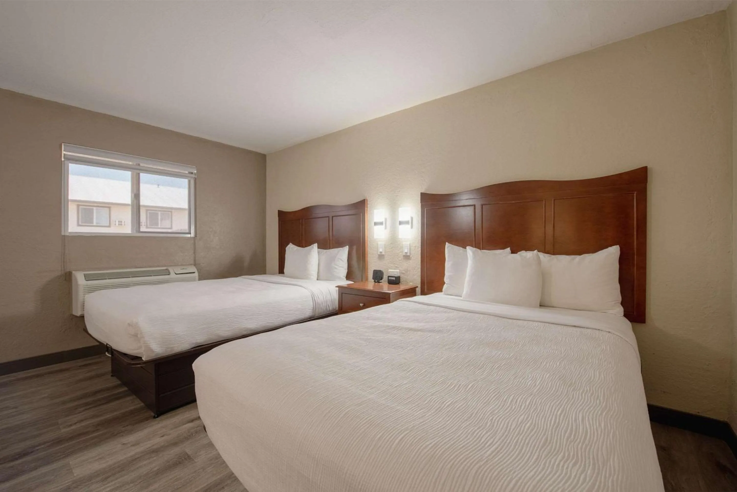 Bedroom, Bed in Quality Inn near Mesa Verde
