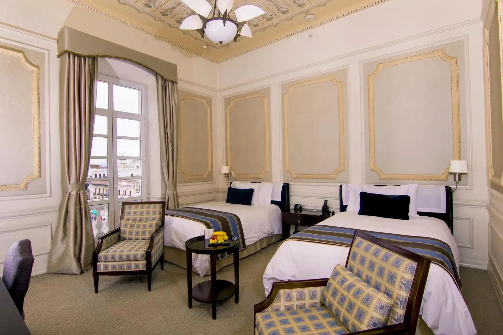 Twin Room with City View in Hotel Casa Gangotena Twin Room with City View in Hotel Casa Gangotena