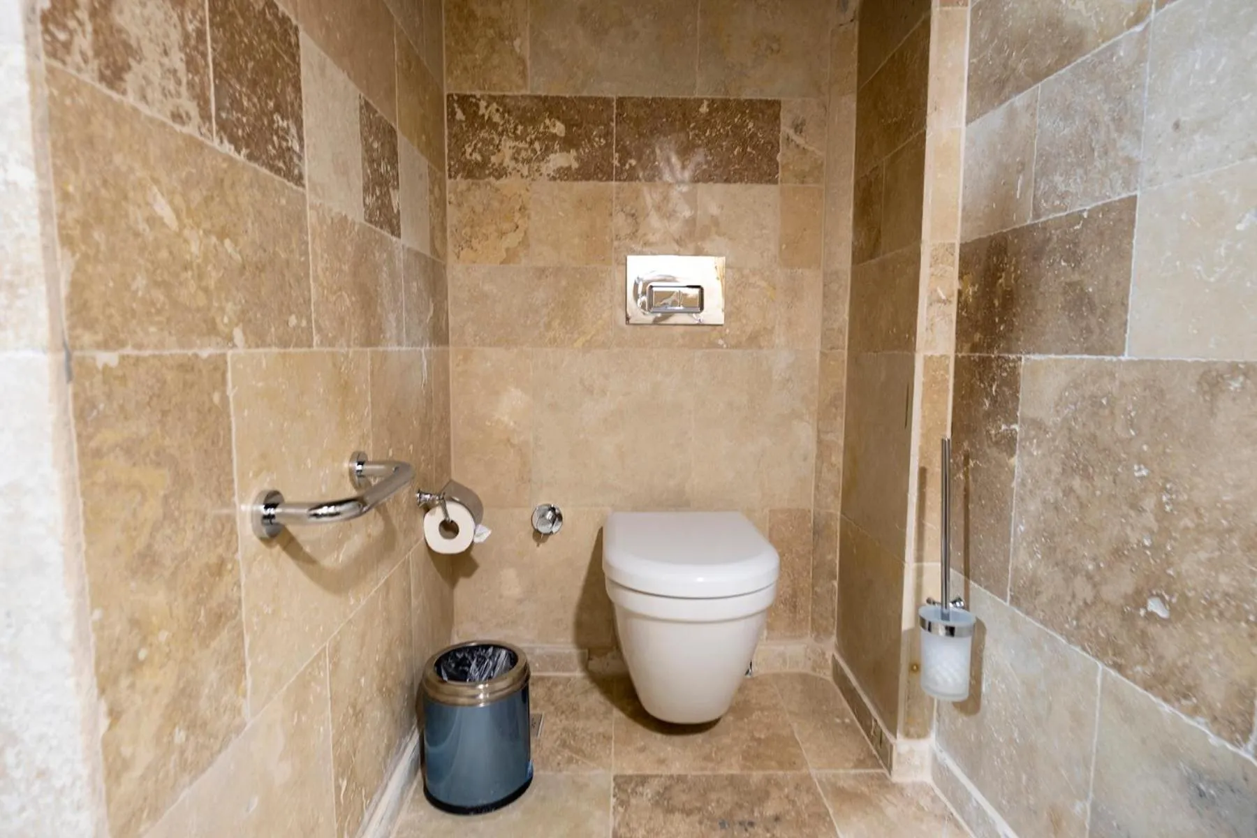 Toilet in Underground Cave Suites Hotel