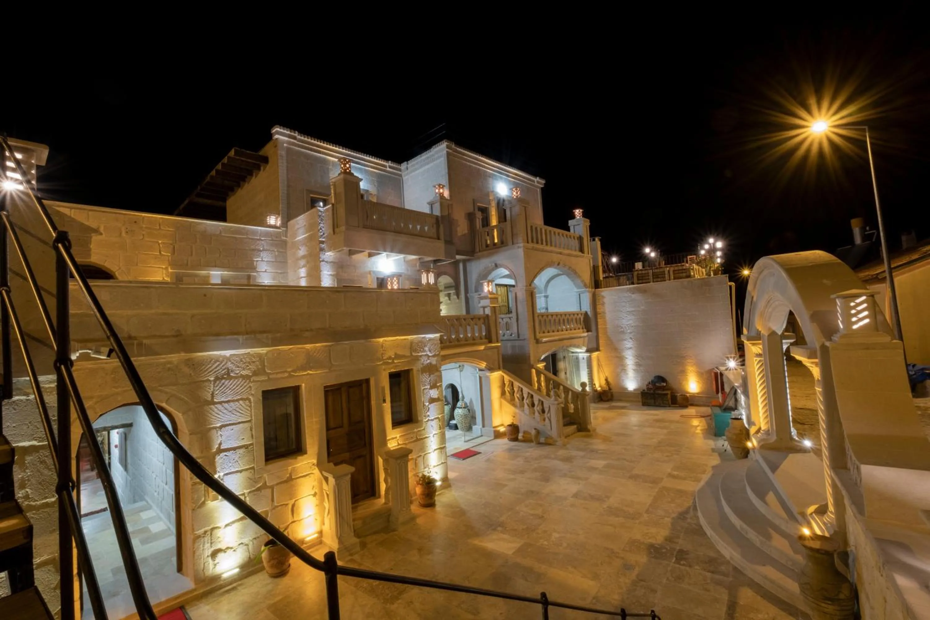 Inner courtyard view in Underground Cave Suites Hotel