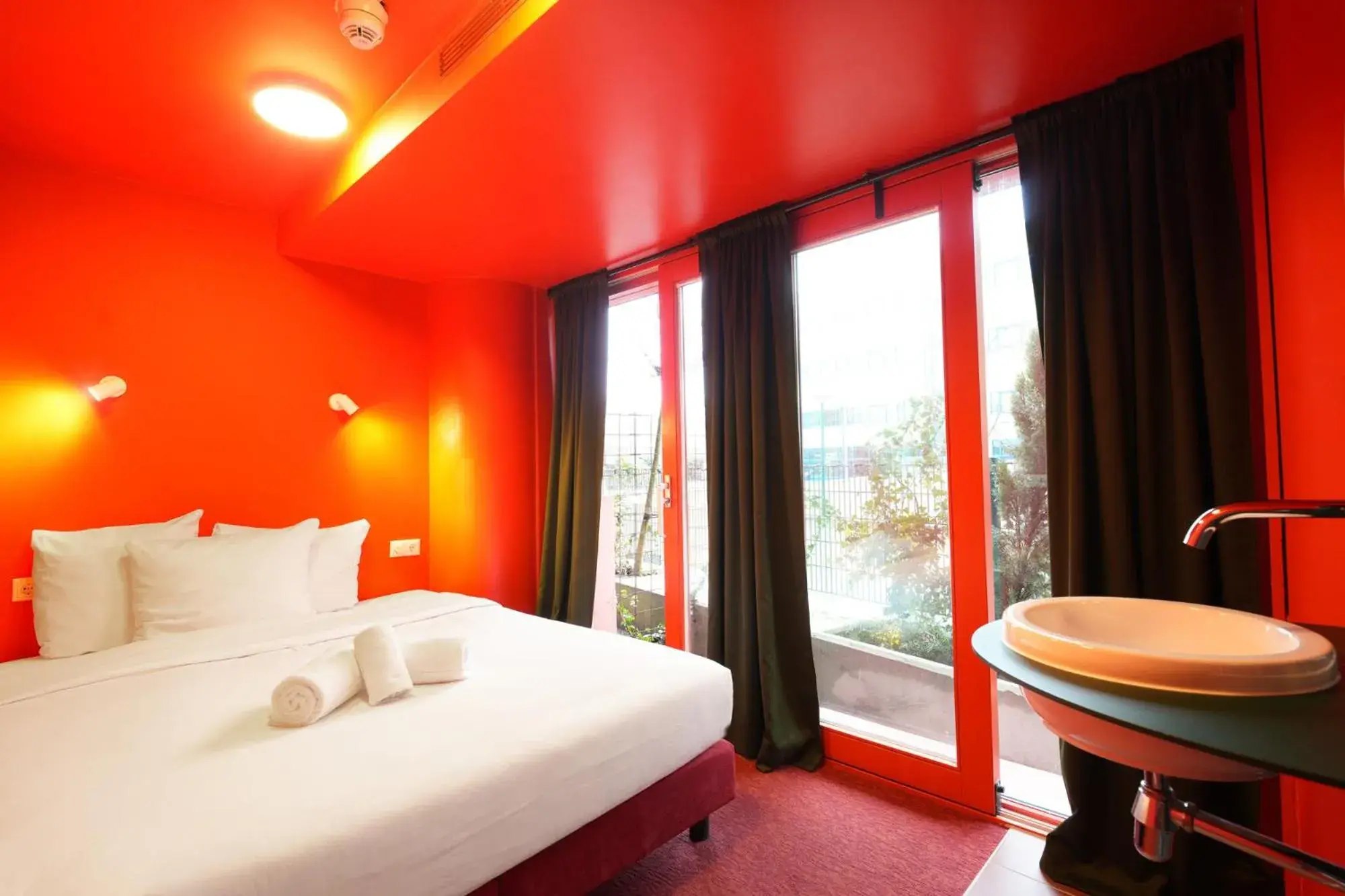 Terrace Room (shared bathroom) in Hotel Not Hotel Rotterdam Terrace Room (shared bathroom) in Hotel Not Hotel Rotterdam