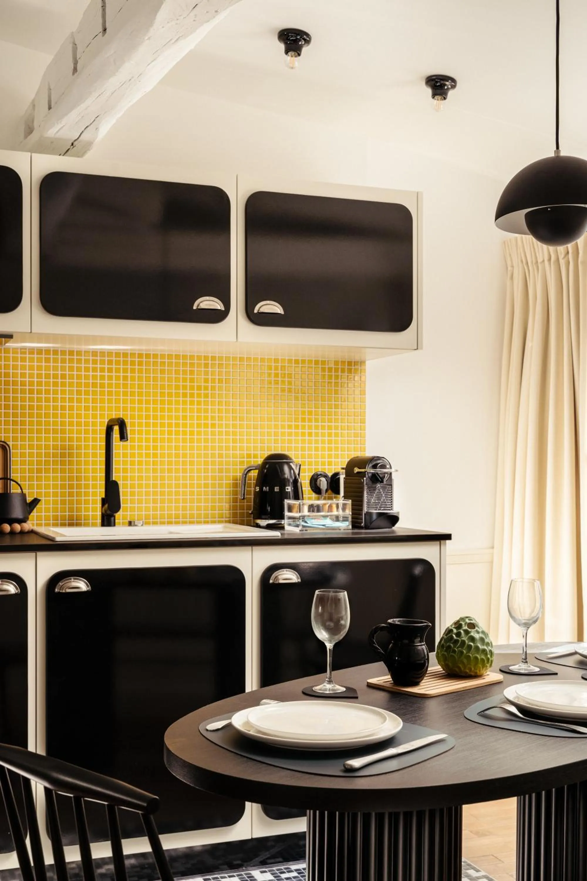 Coffee/tea facilities in My Maison In Paris - Louvre