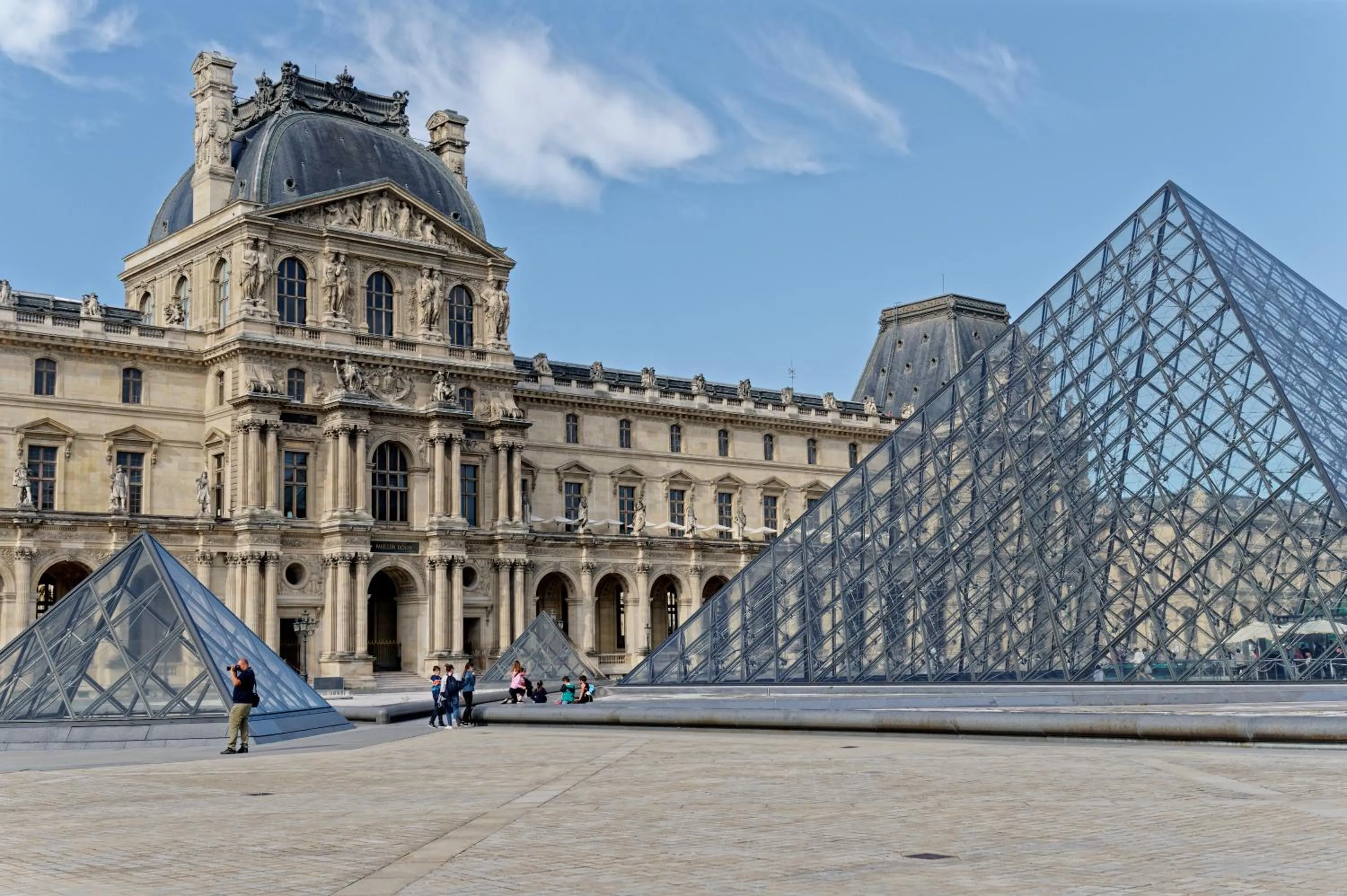 Nearby landmark in My Maison In Paris - Louvre