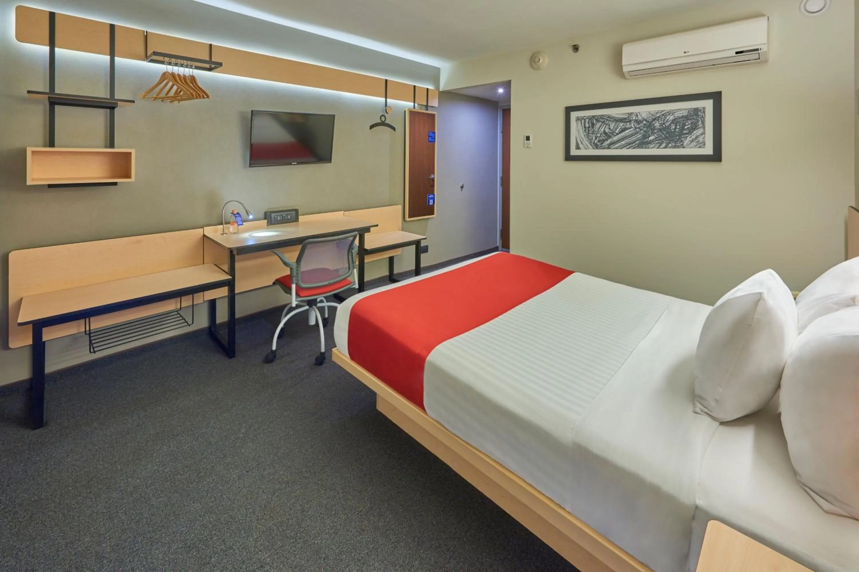 Bedroom, Bed in City Express by Marriott Salina Cruz