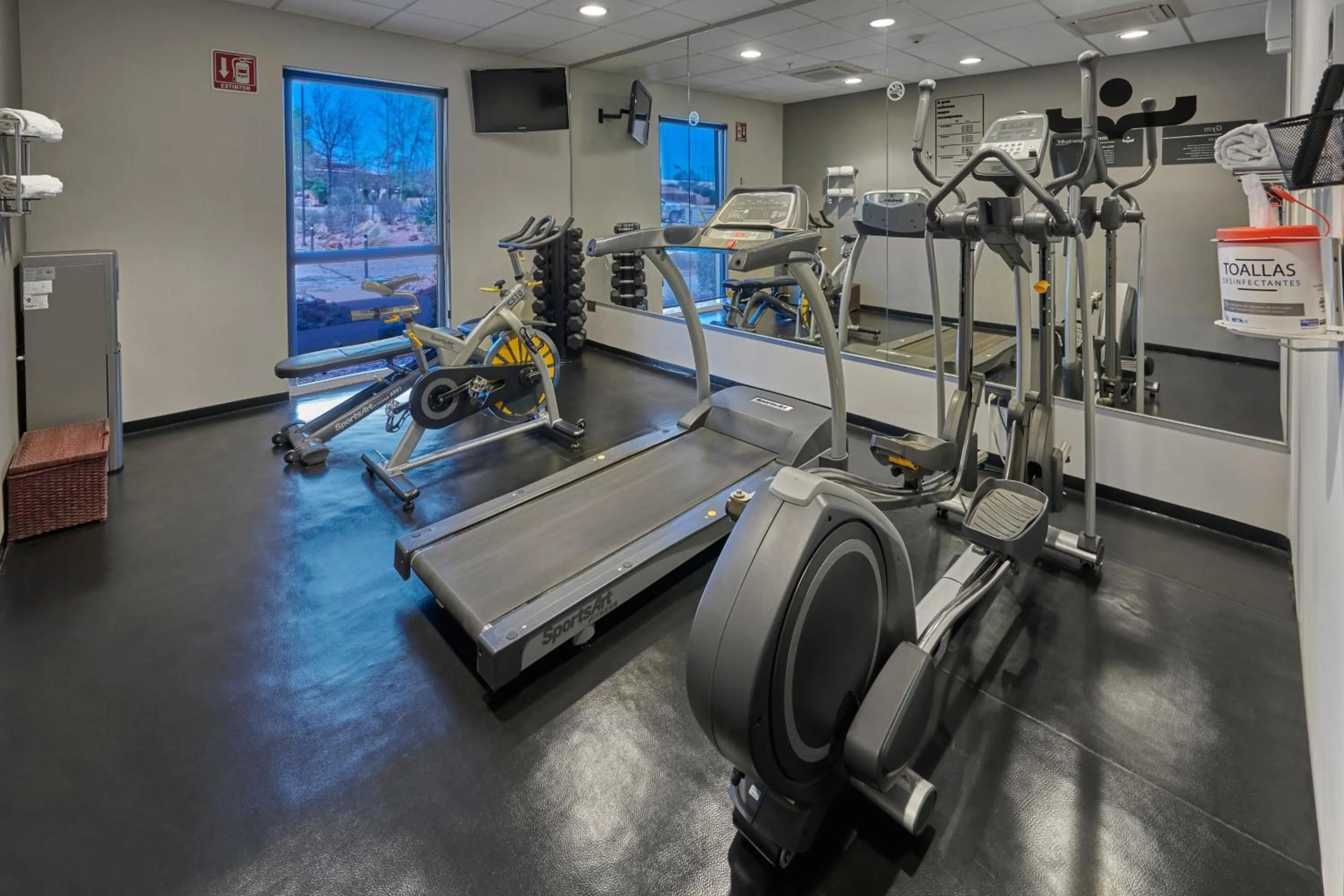 Fitness centre/facilities in City Express by Marriott Salina Cruz