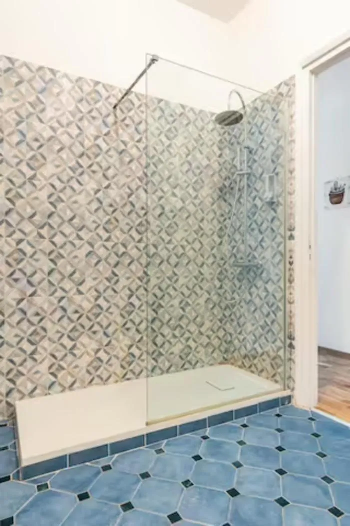 Shower in Dante Suites