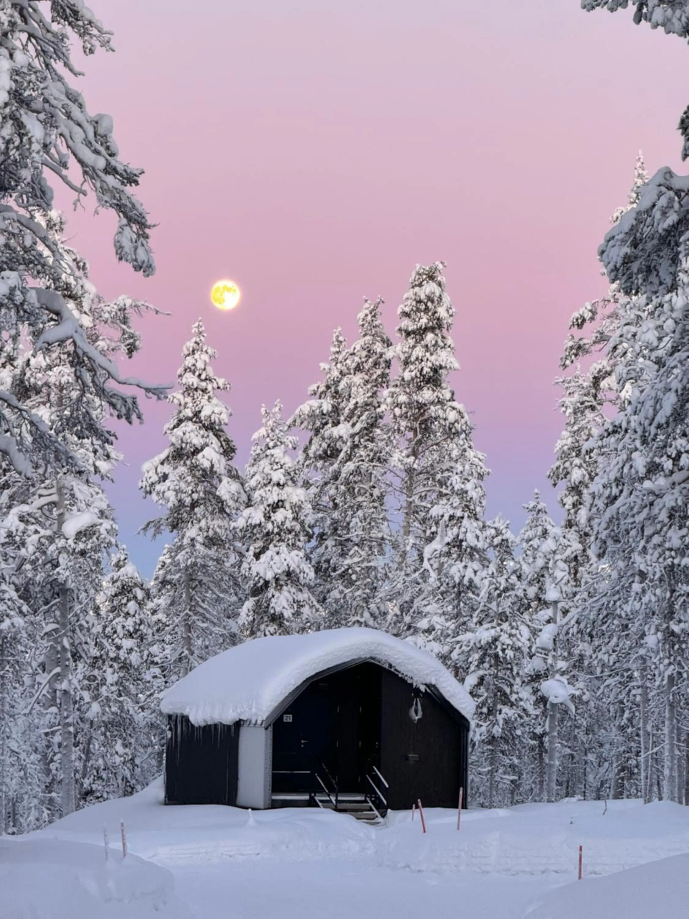 Property building in Aurora Queen Resort Igloos