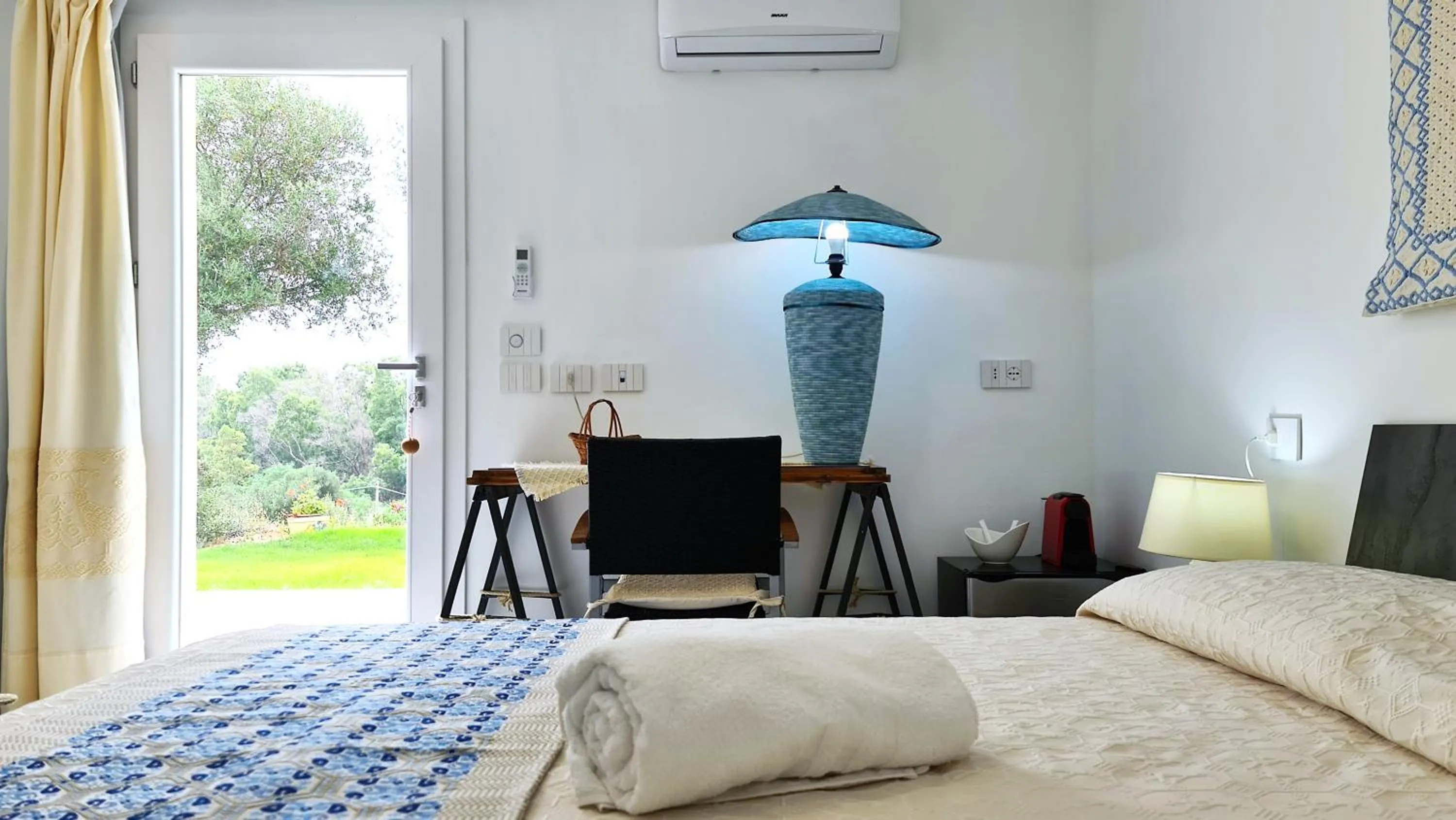 Bed in Sole Matto Rooms