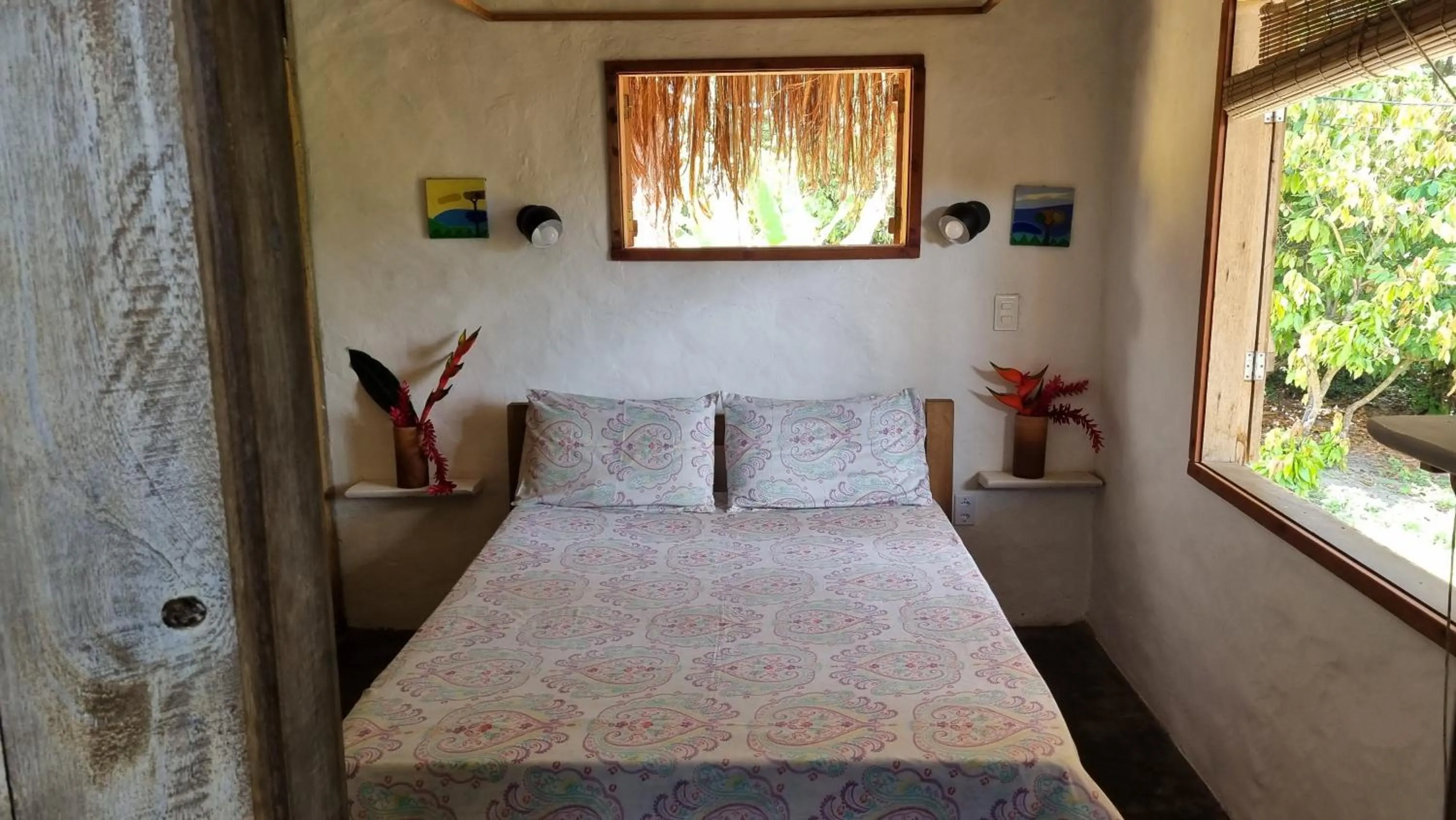 Photo of the whole room, Bed in Casa Namoa Pousada