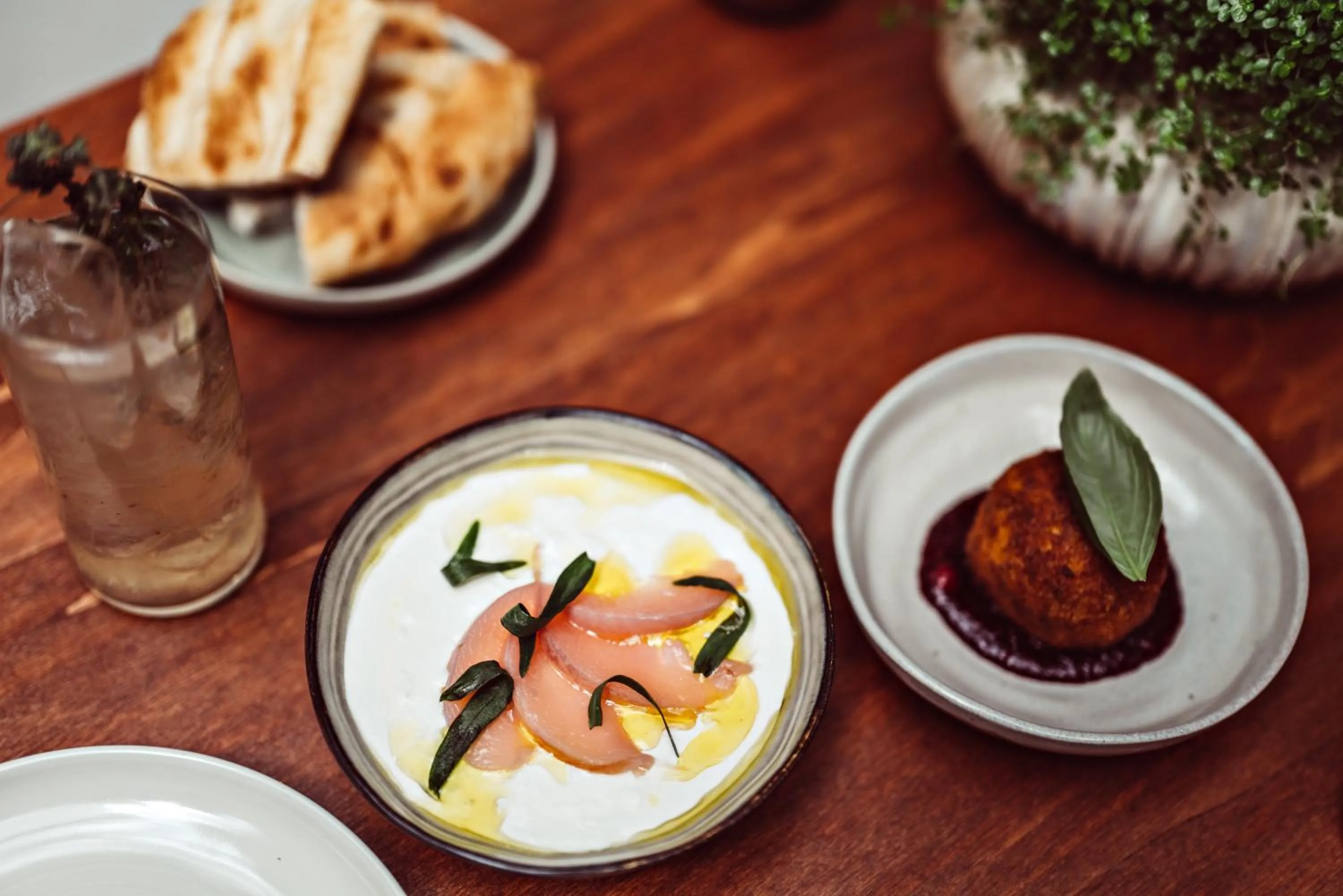 Restaurant/places to eat in Hôtel Monsieur Aristide