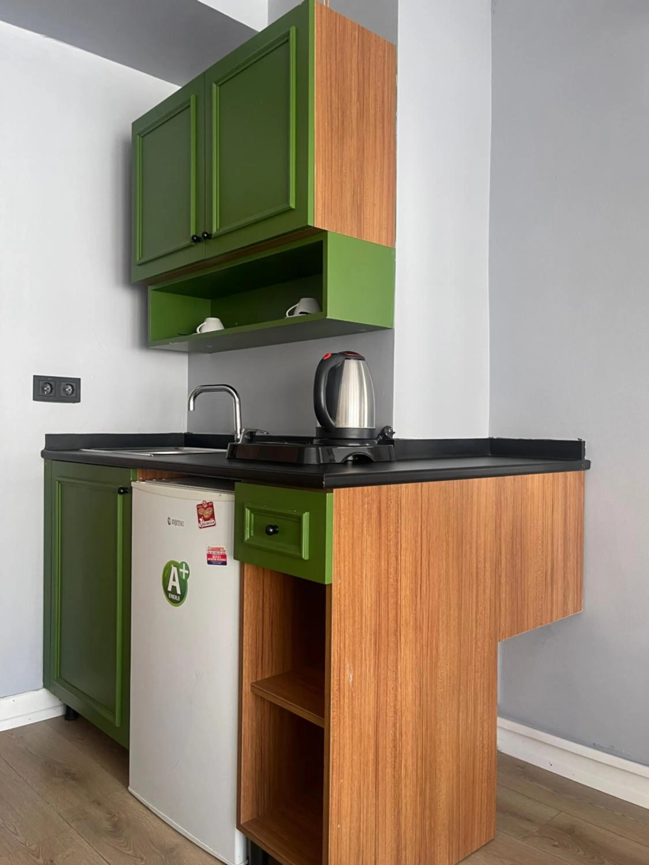 Kitchen or kitchenette in TAKSiM PARK HOTEL